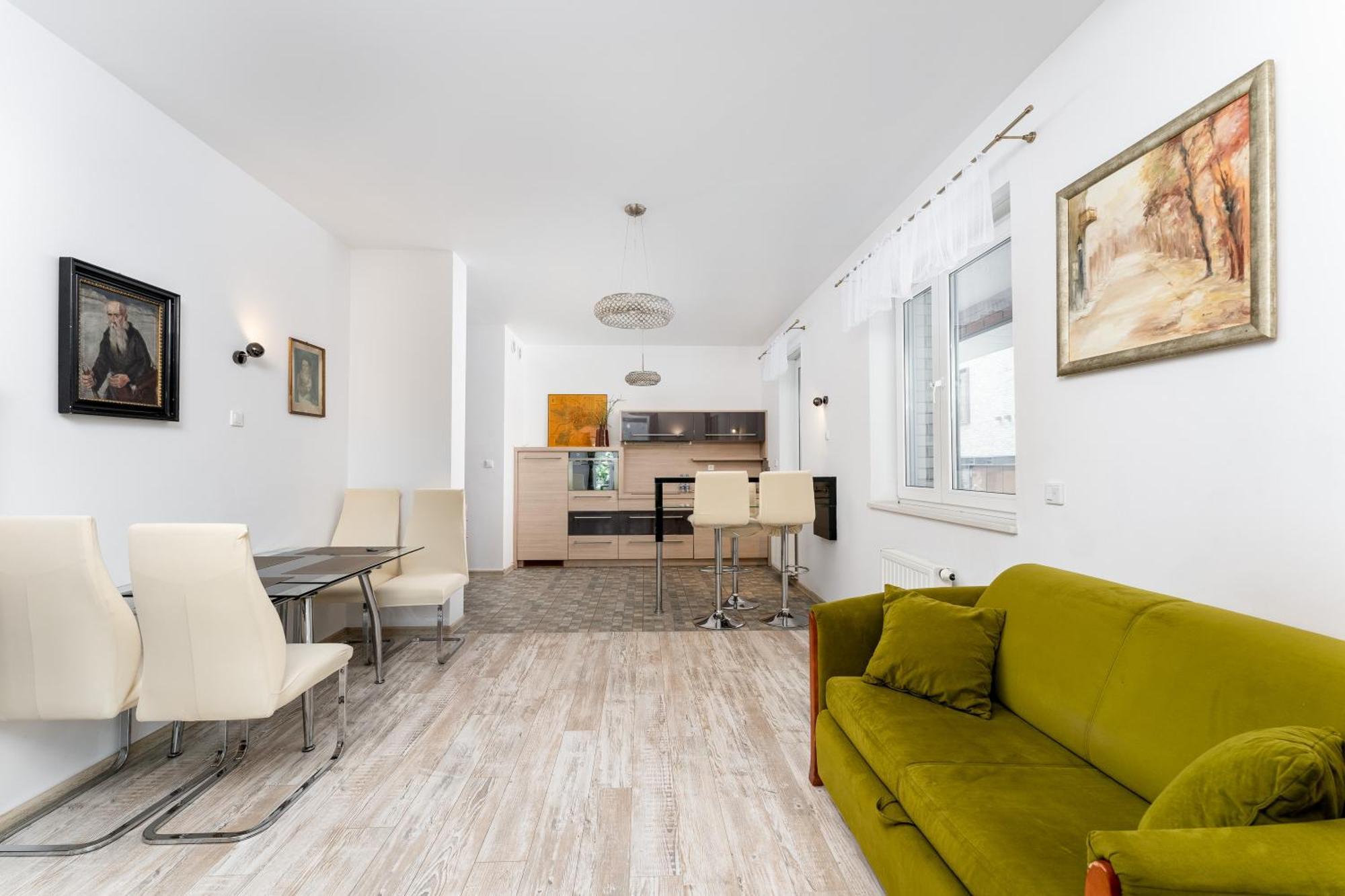 Nadwislanska 11 With Garden Apartment