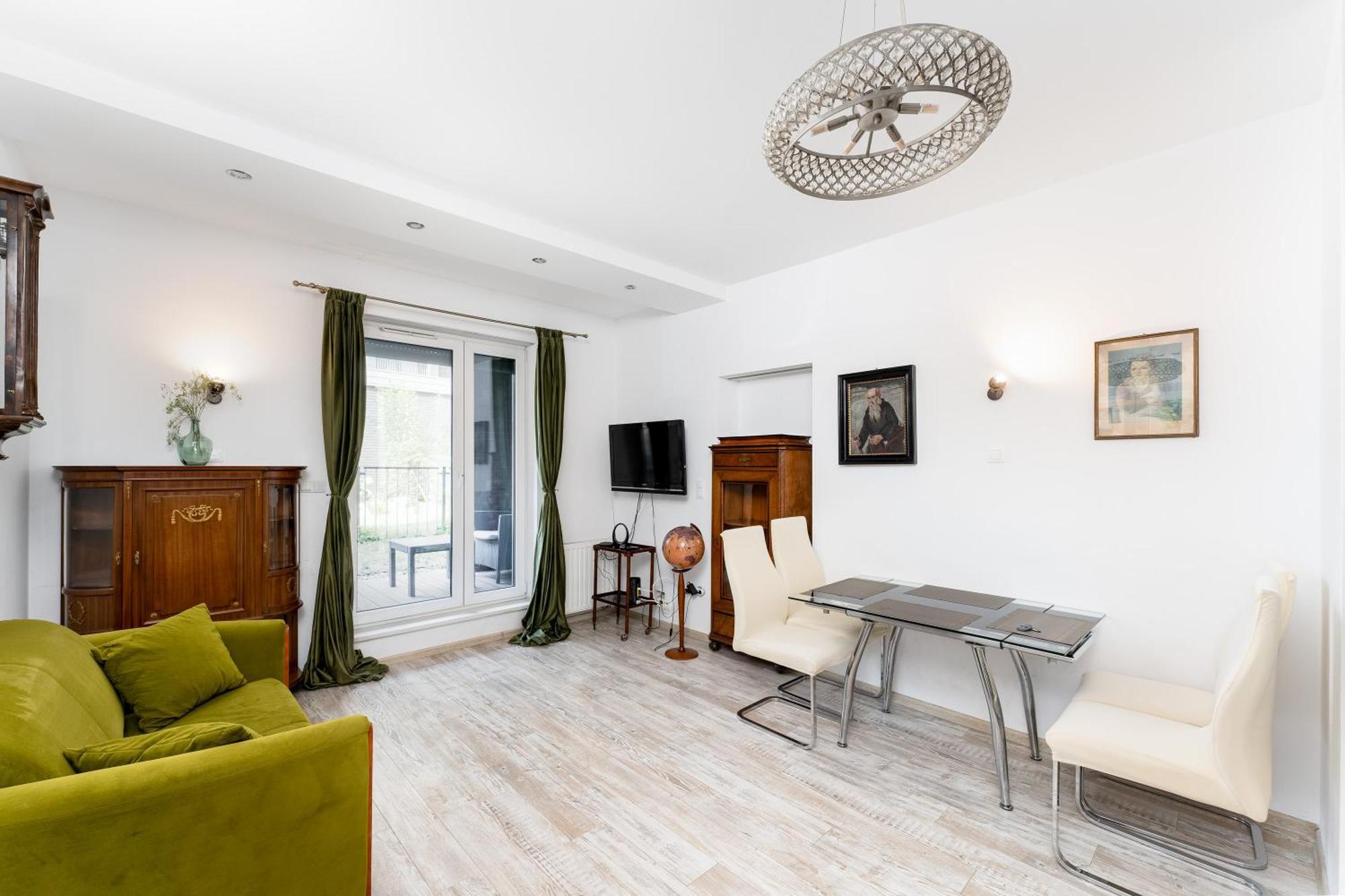 Nadwislanska 11 With Garden Apartment