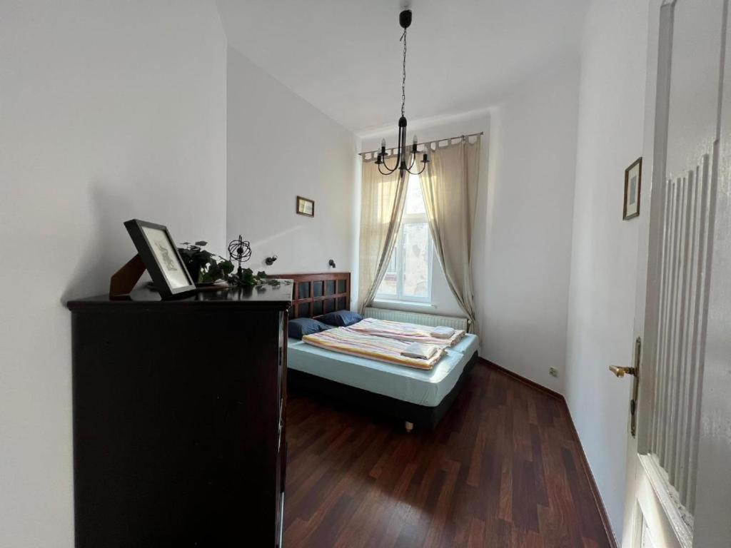 Apartment Plac Szczepanski / Old Town *