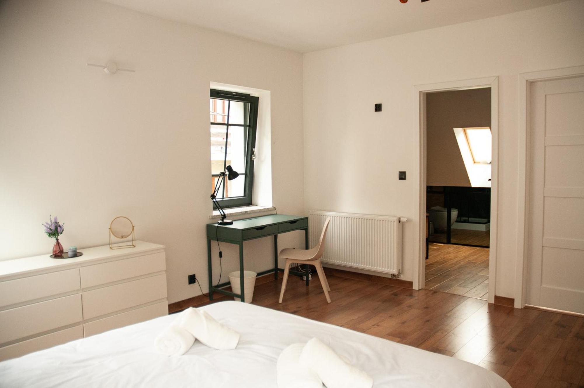 Appartement Stylowy Dom Z Ogrodem I Prywatnym Parkingiem