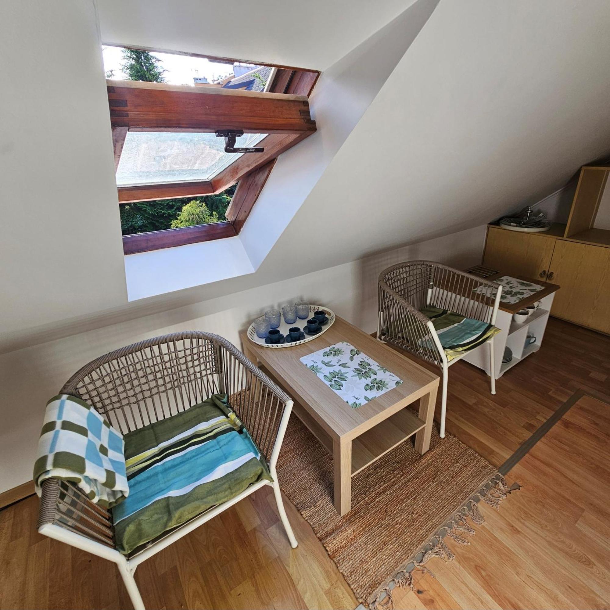 Park Apartment *