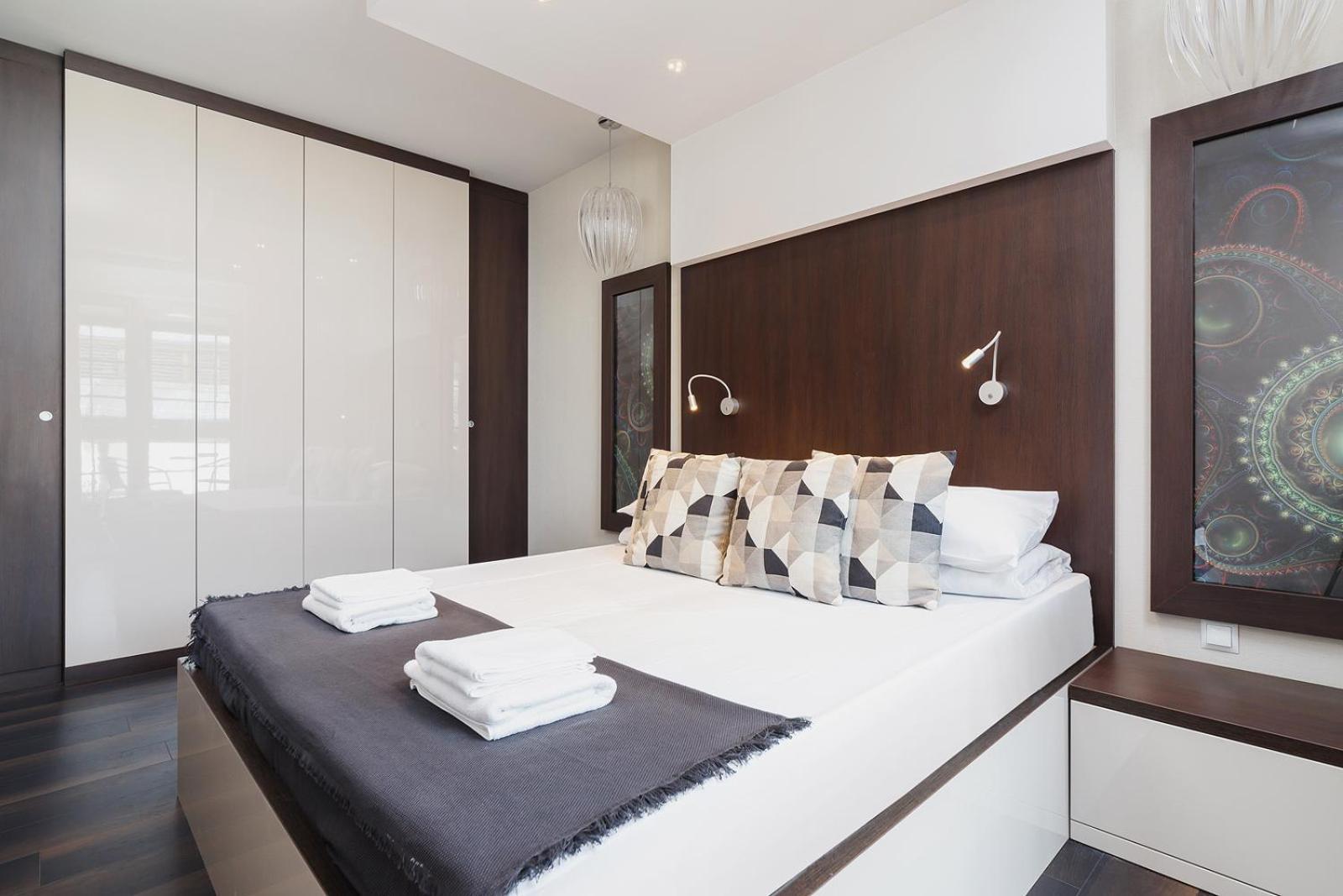 Apartment With Private Parking - Lubicz 17 Street