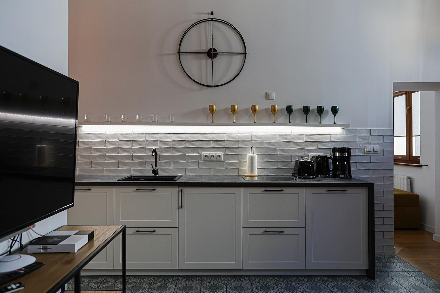 Bc7 Apartment