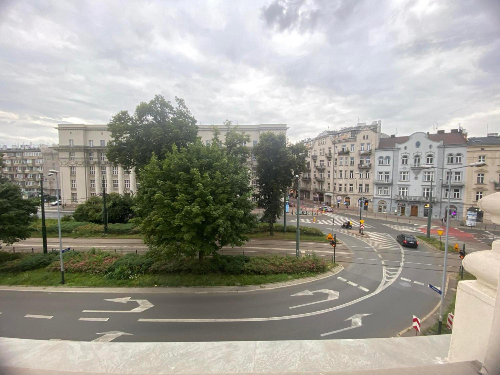 Comfortable In Centrum Apartment *