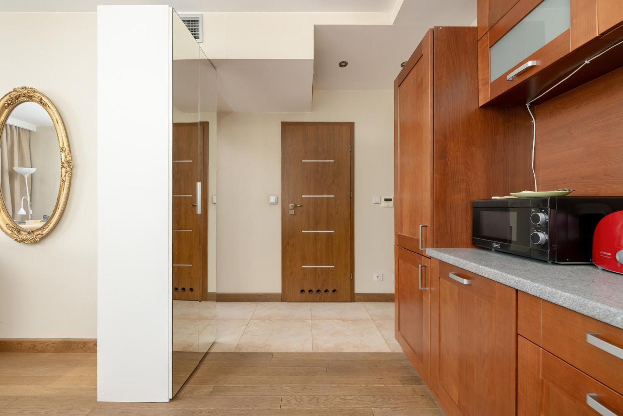 Centrum Krakowa Piekny Z Balkonem By Rent Like Krakau