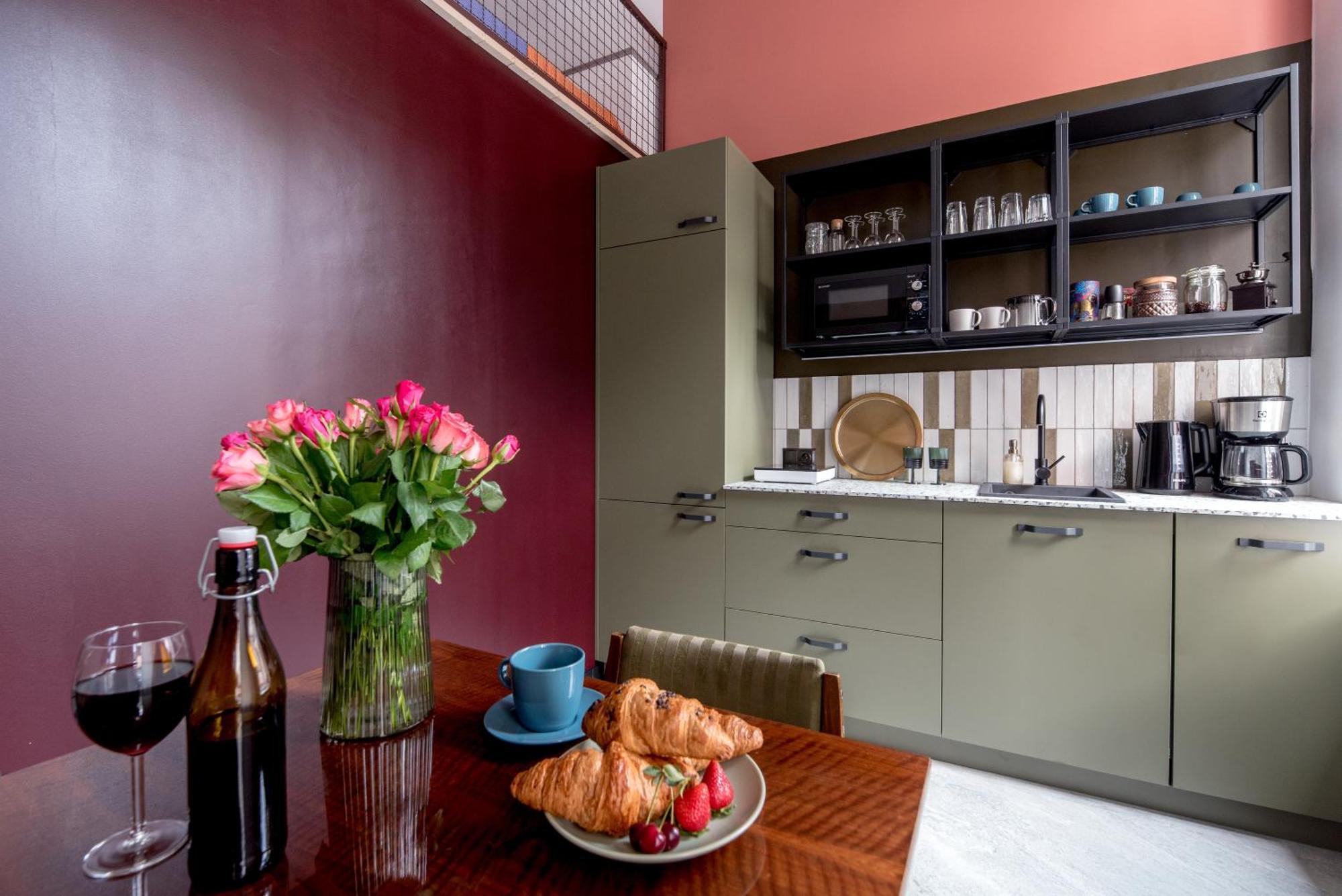 Quiet Luxury On Florianska Appartement Krakau