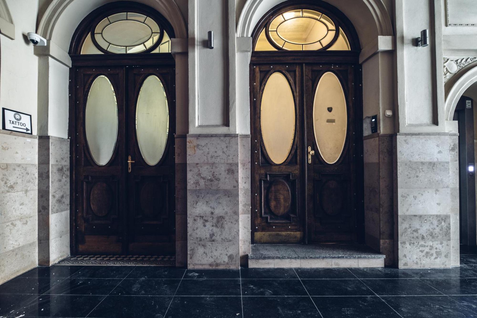 Quiet Luxury On Florianska Krakau