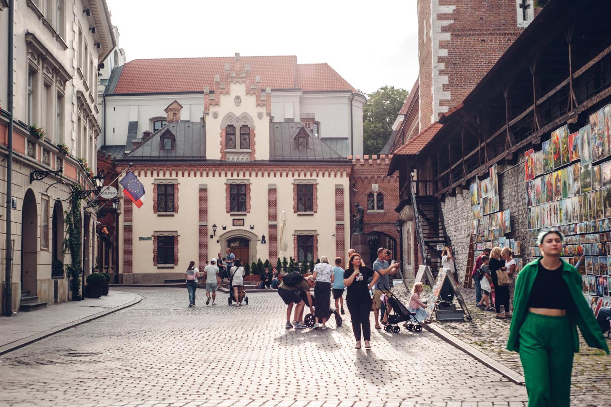 Quiet Luxury On Florianska Appartement Krakau