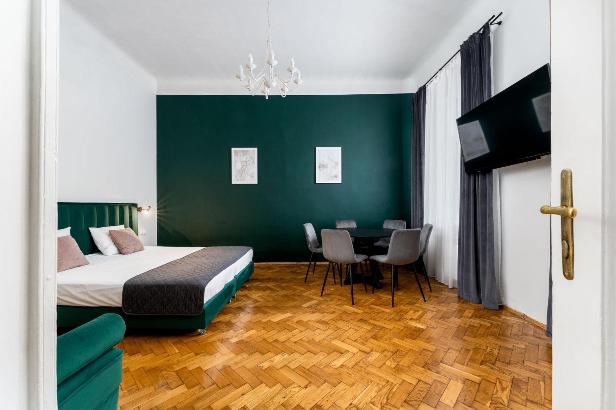 Wawel Boutique - Old Town Aparthotel Krakau