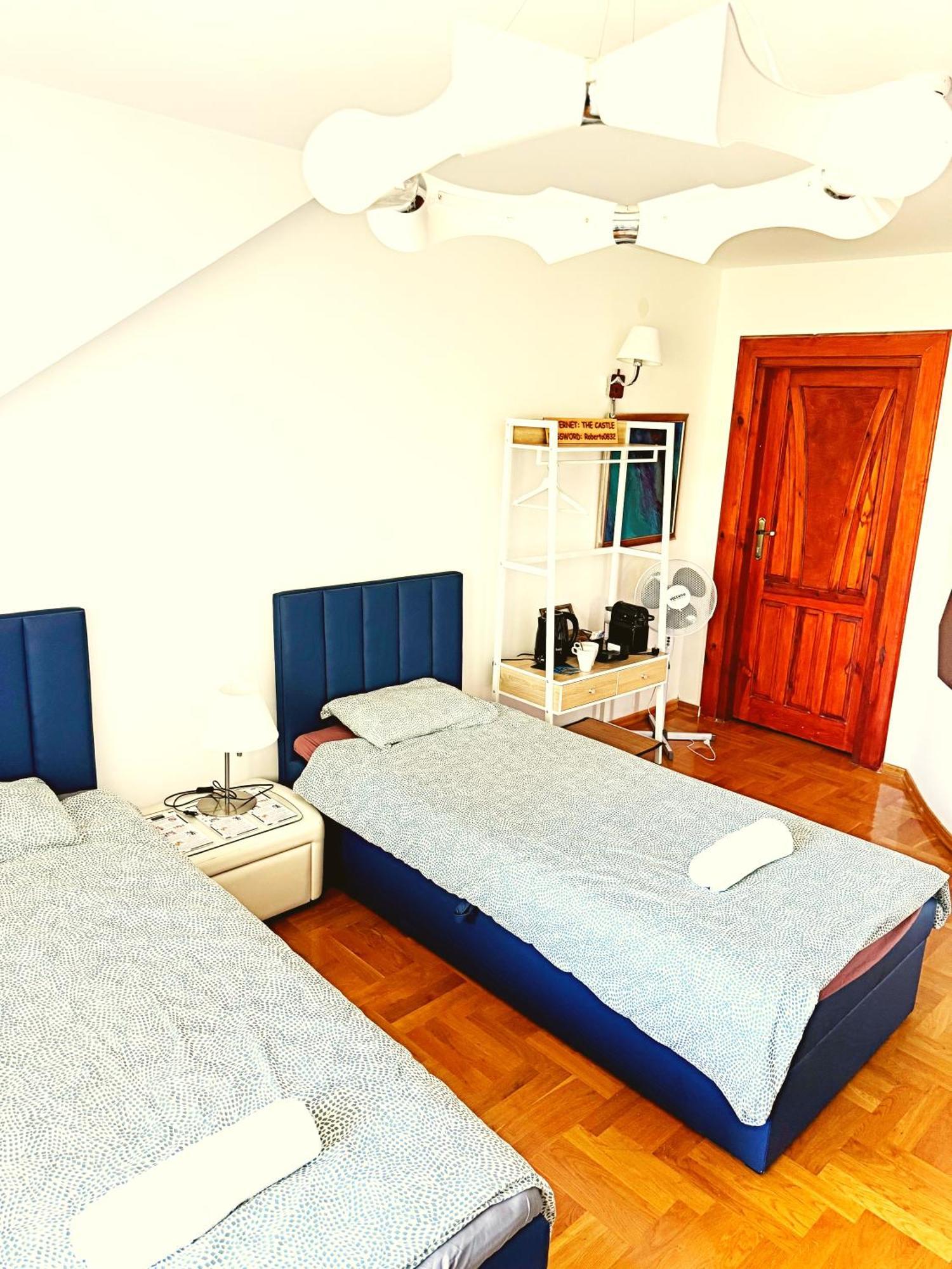 The Castle & - Free Parking - (adults Only) Apartamento Cracóvia