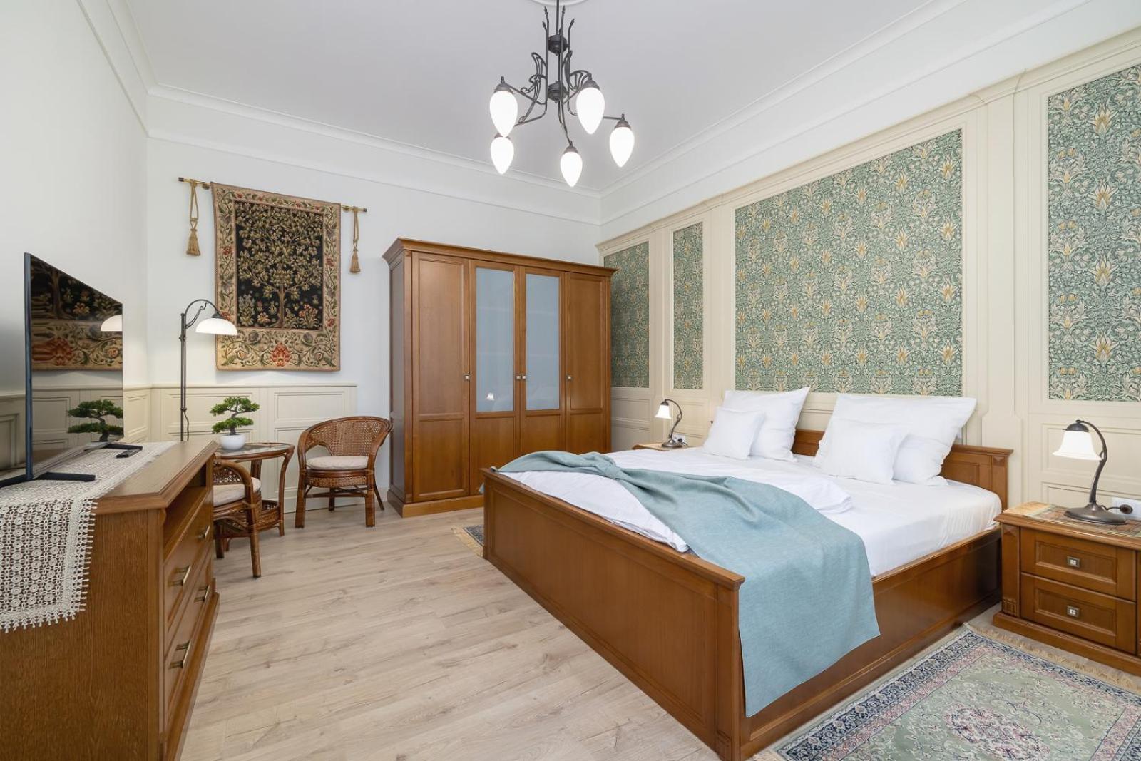 Elegant Aparthotel