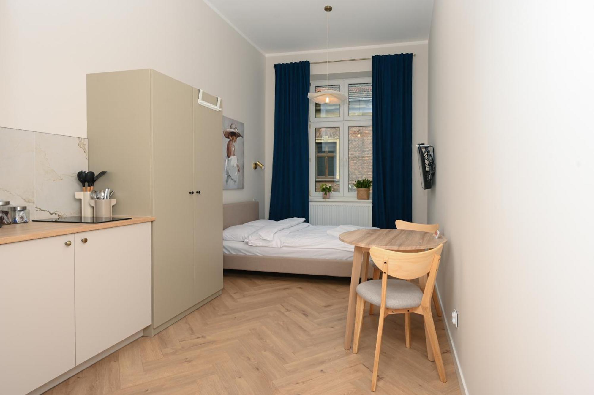 Rentplanet - Plac Matejki Apartamento