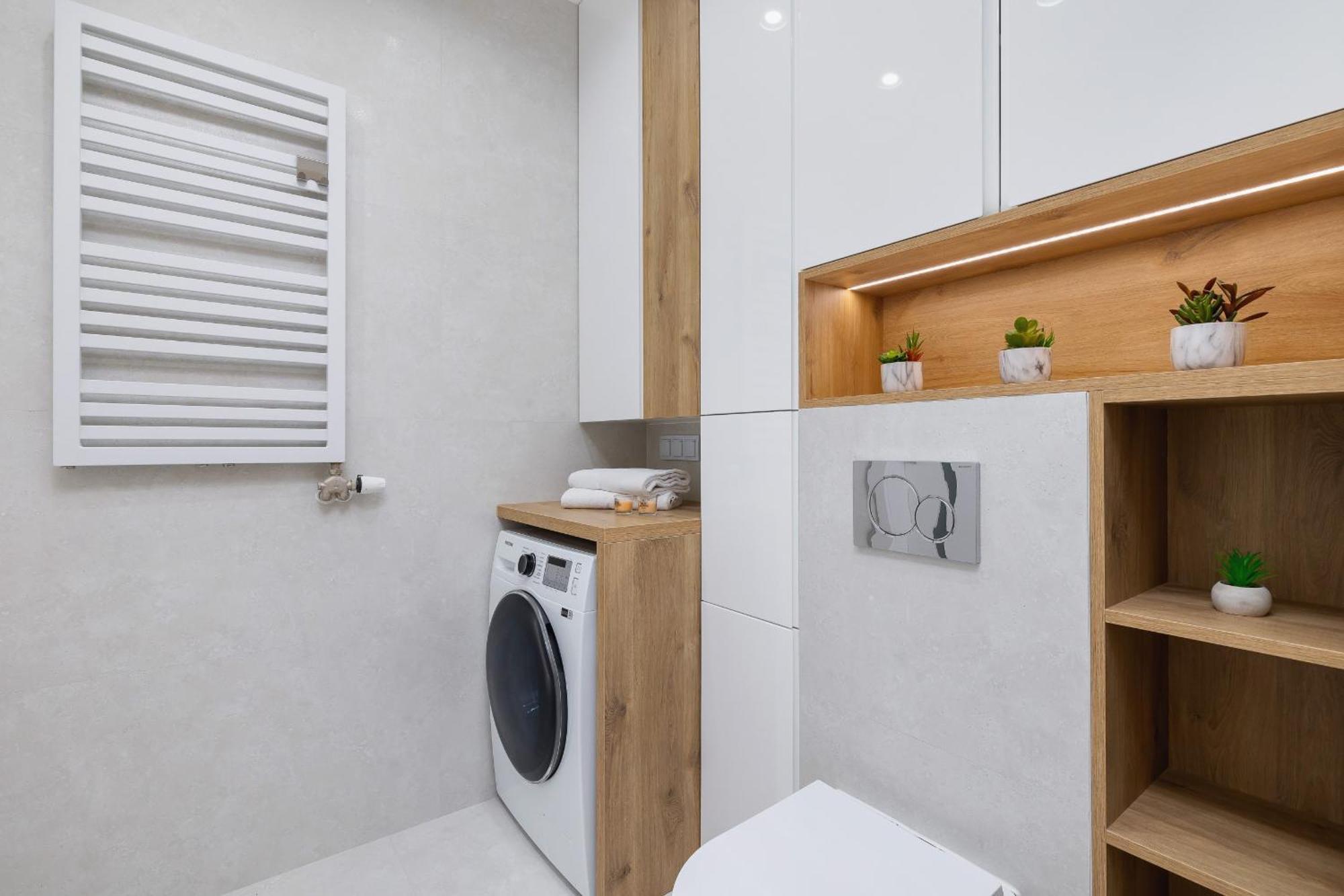 Apartment Nowoczesny Z Parkingiem Na Alei Pokoju W Krakowie By Renters *