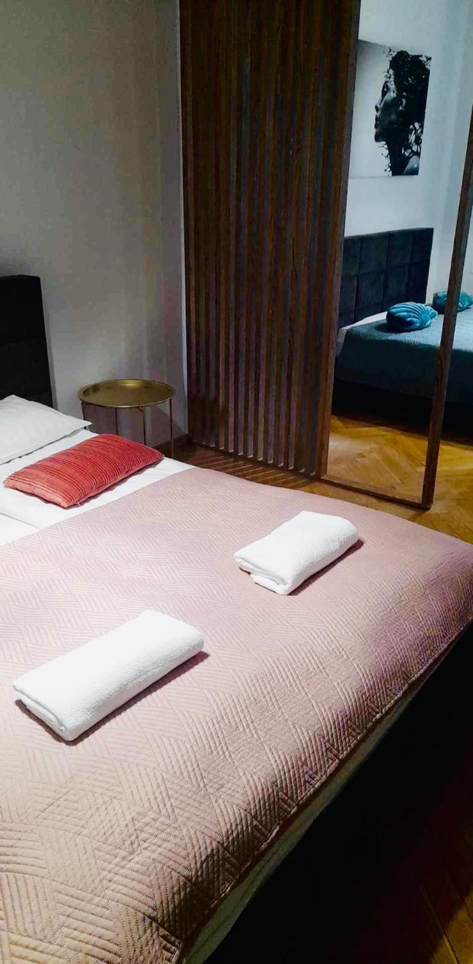 Apartment Selected By Market Square