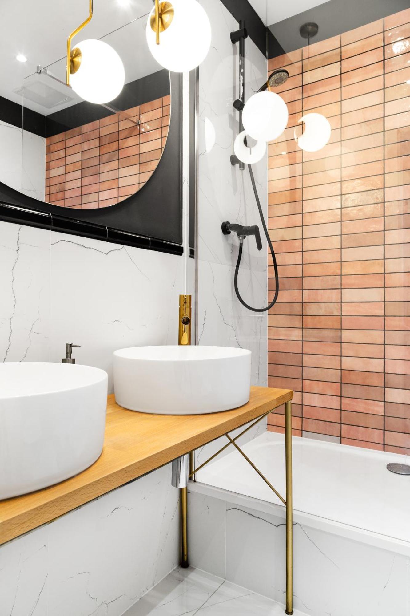Househost Apartment: Lazarza Street Apartment