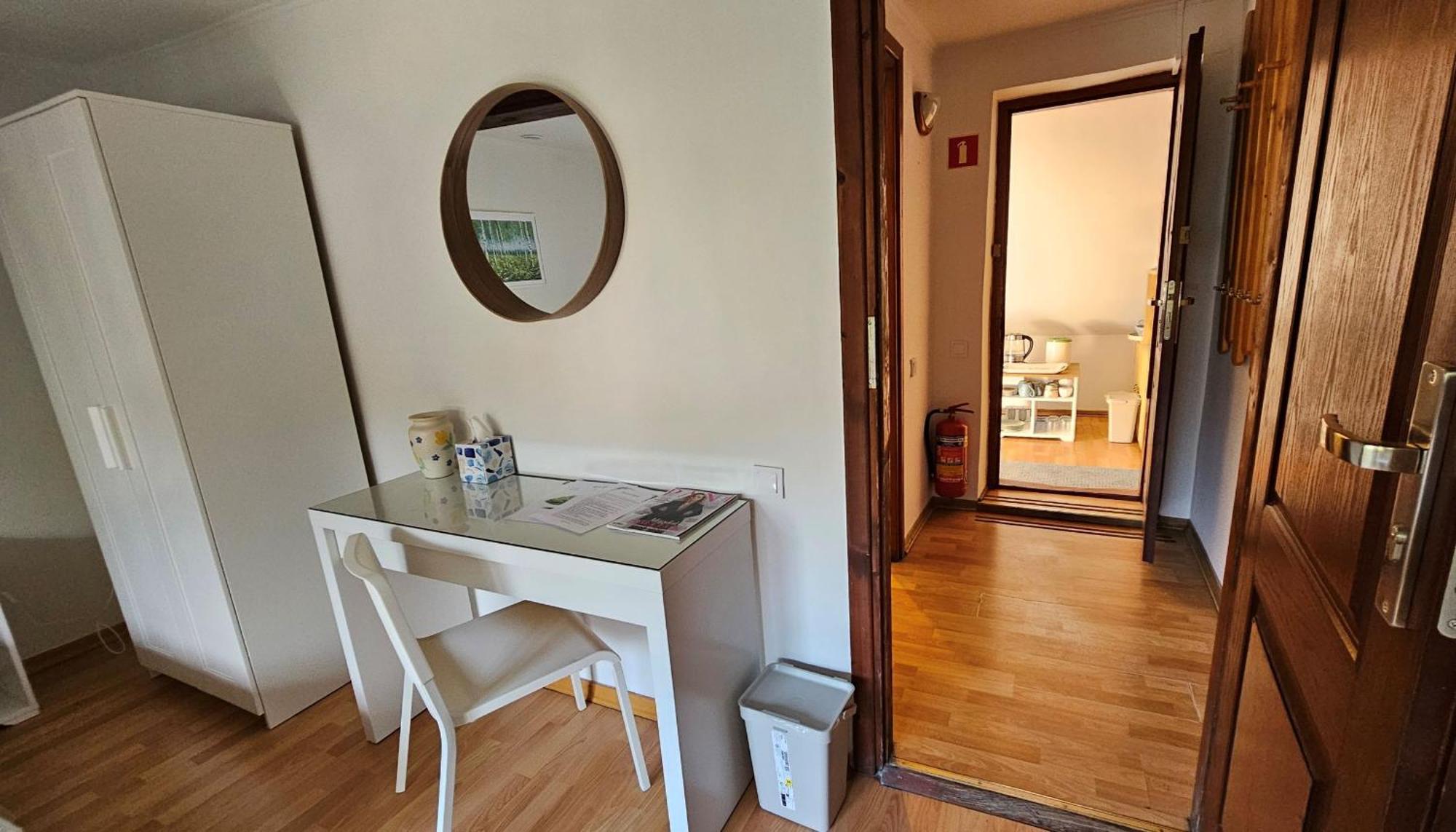 Park Apartment *