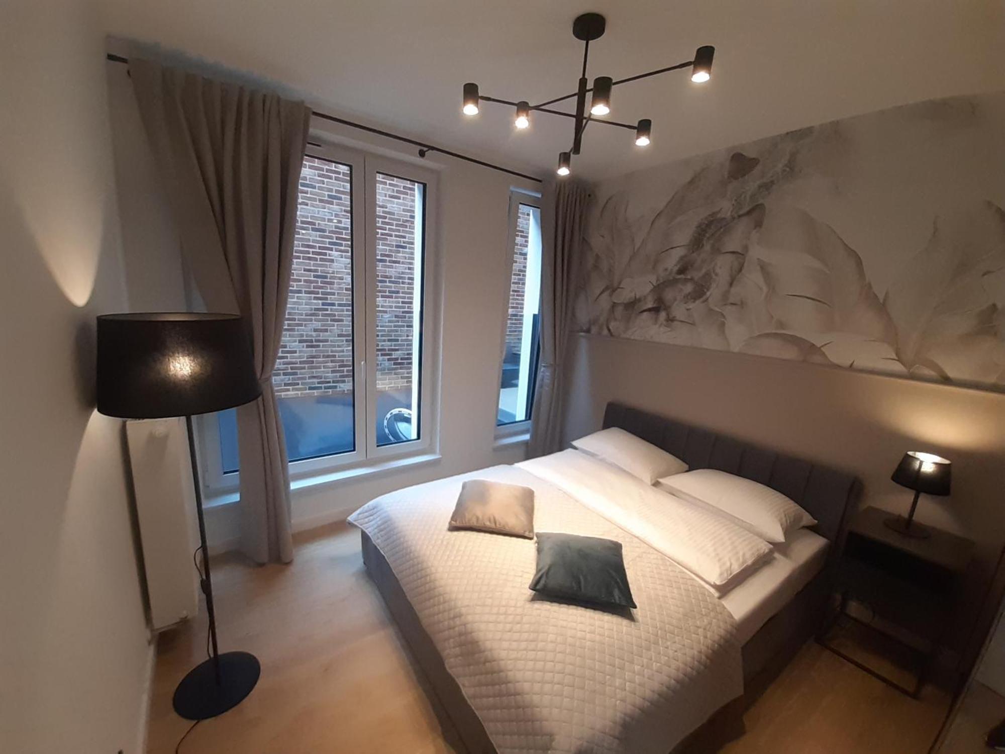 Apollo Prochowa 6 * Cracóvia