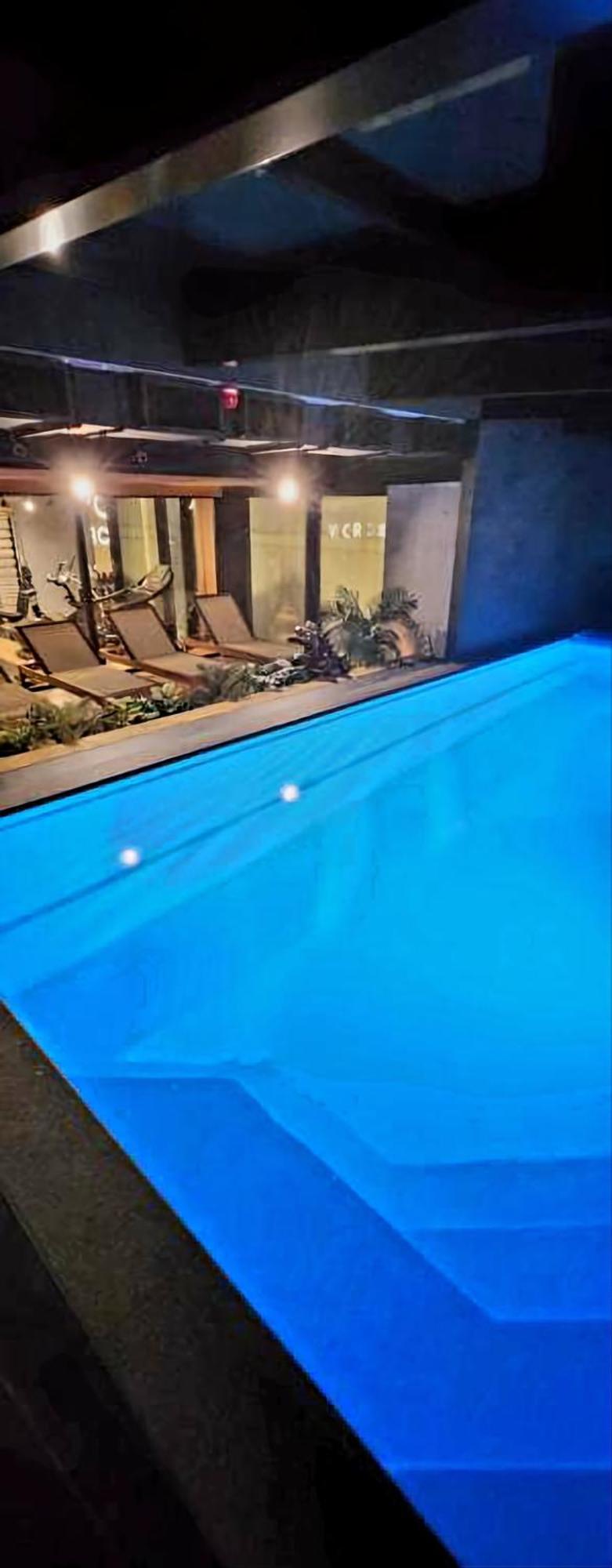 Apartament Castle Loft Apartment,spa, Gym ,sauna & Swimming Pool Free Parking