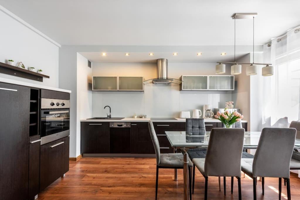 Paryski 4 90m2 2 Poziomy Ogrod Oranzeria *