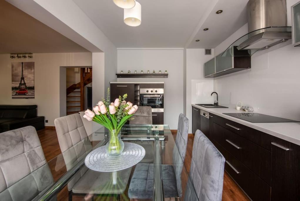 Paryski 4 90m2 2 Poziomy Ogrod Oranzeria
