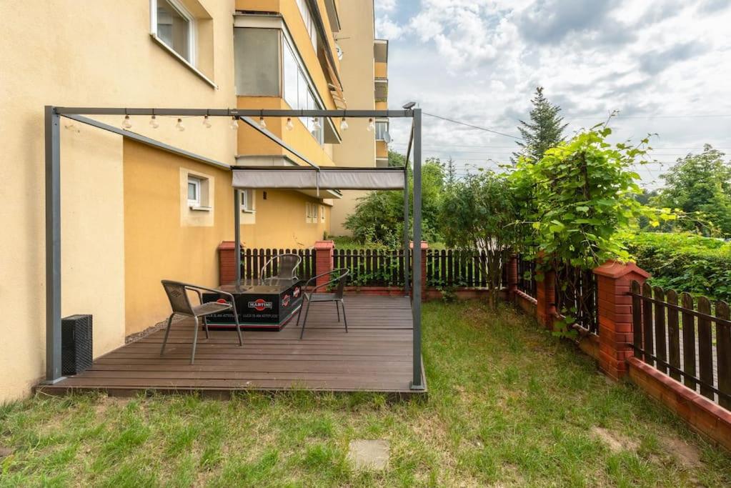 Paryski 4 90m2 2 Poziomy Ogrod Oranzeria