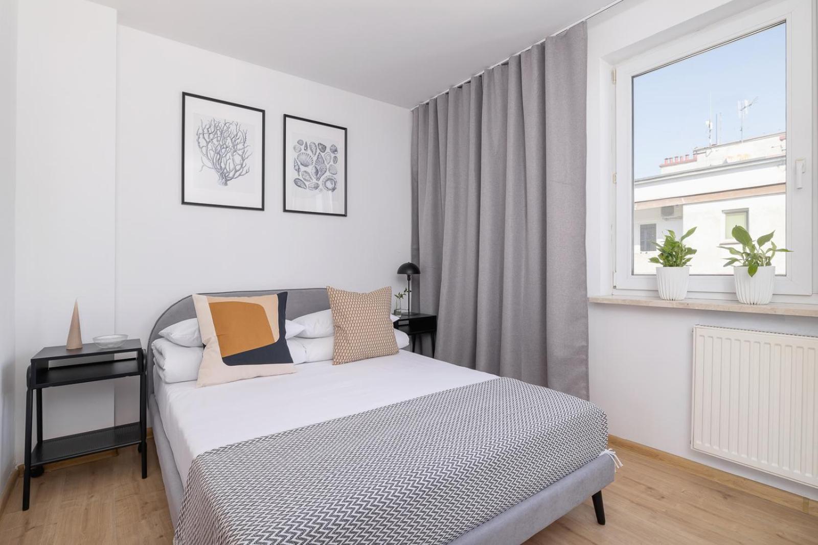 4 Bedroom With A Balcony - Prochowa 1 *