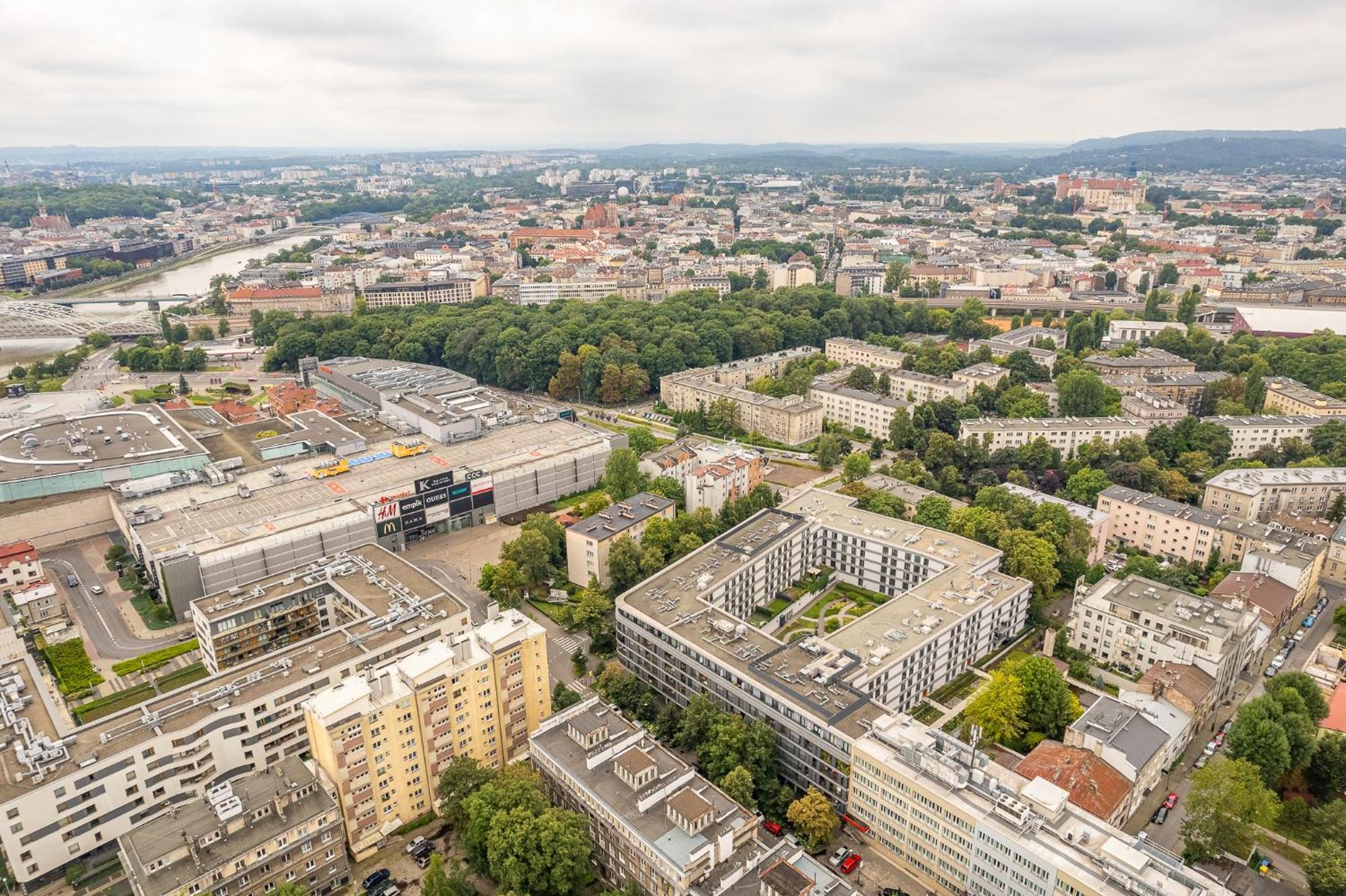 Grzegorzki - Balcony, Ac, Shops&tram Nearby - By Rentujemy Apartment