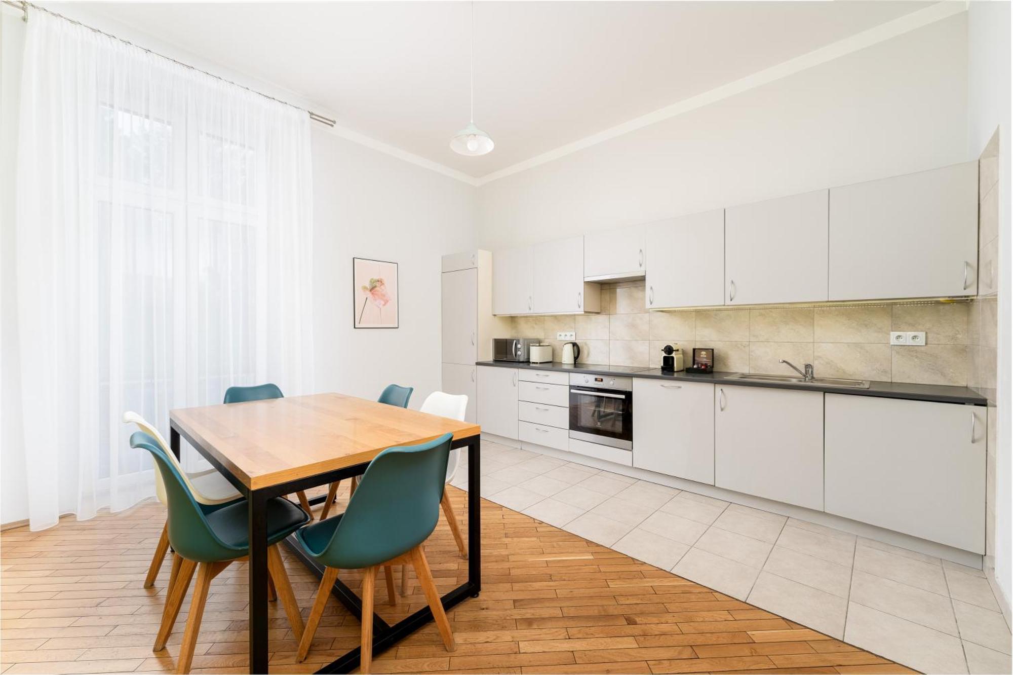 1898 Parkside Boutique Aparthotel