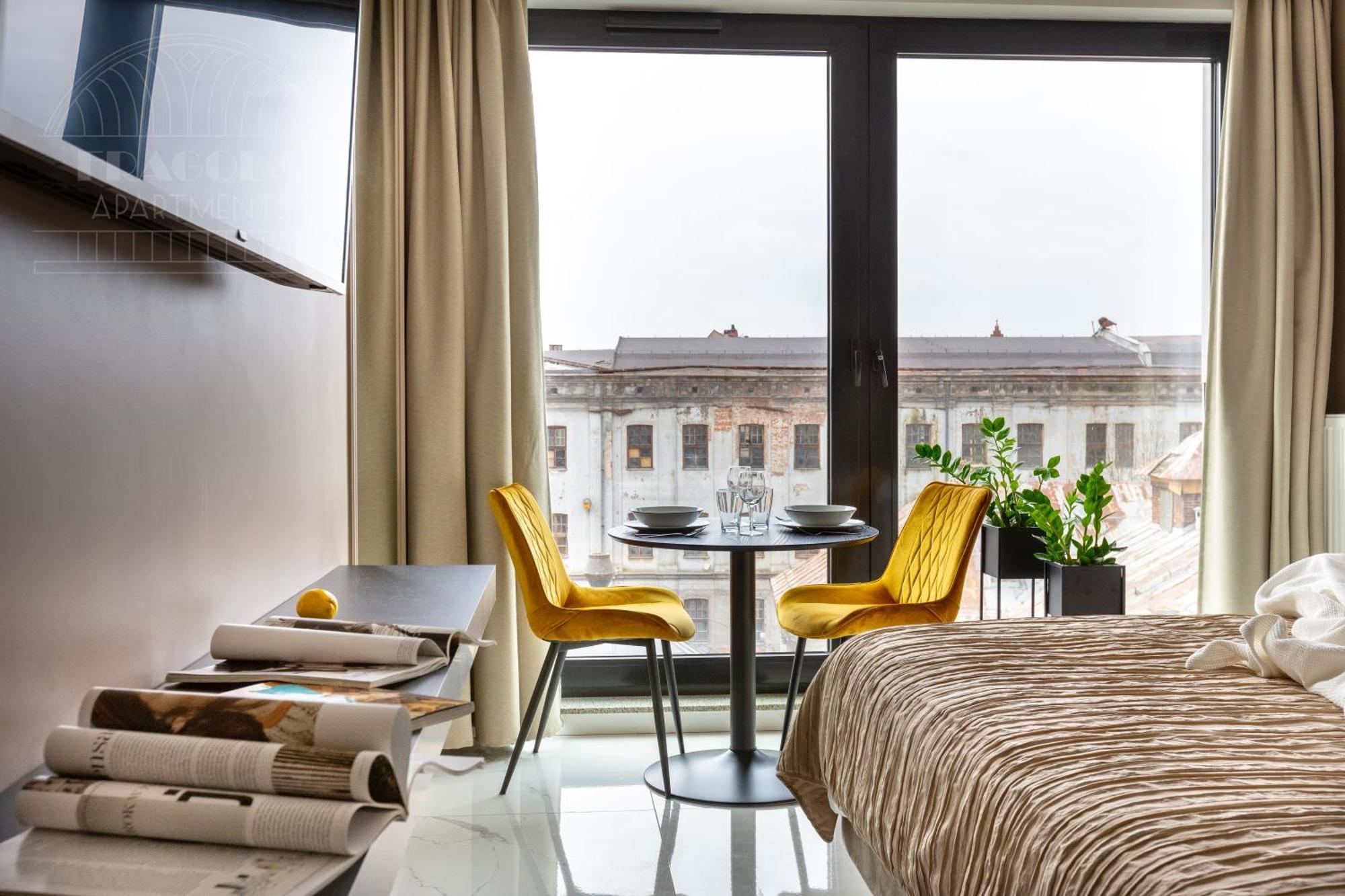 Fragola Rajska 3 - Modern Studios, Park 3* Krakau