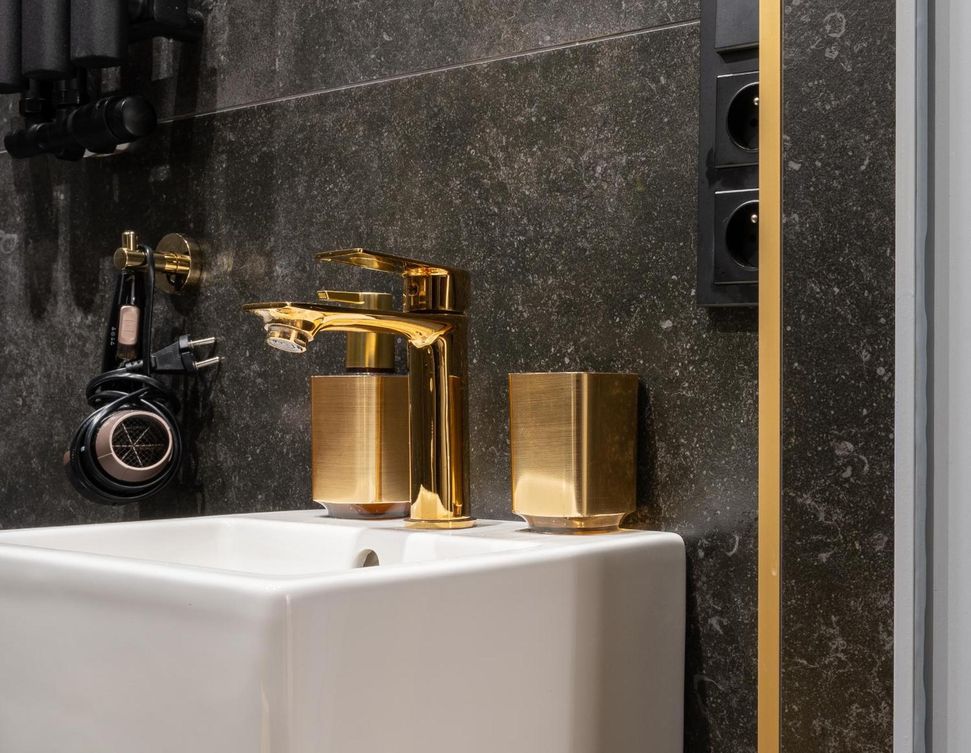Apartamento Shine Prywatne Jacuzzi Starowislna Cracóvia
