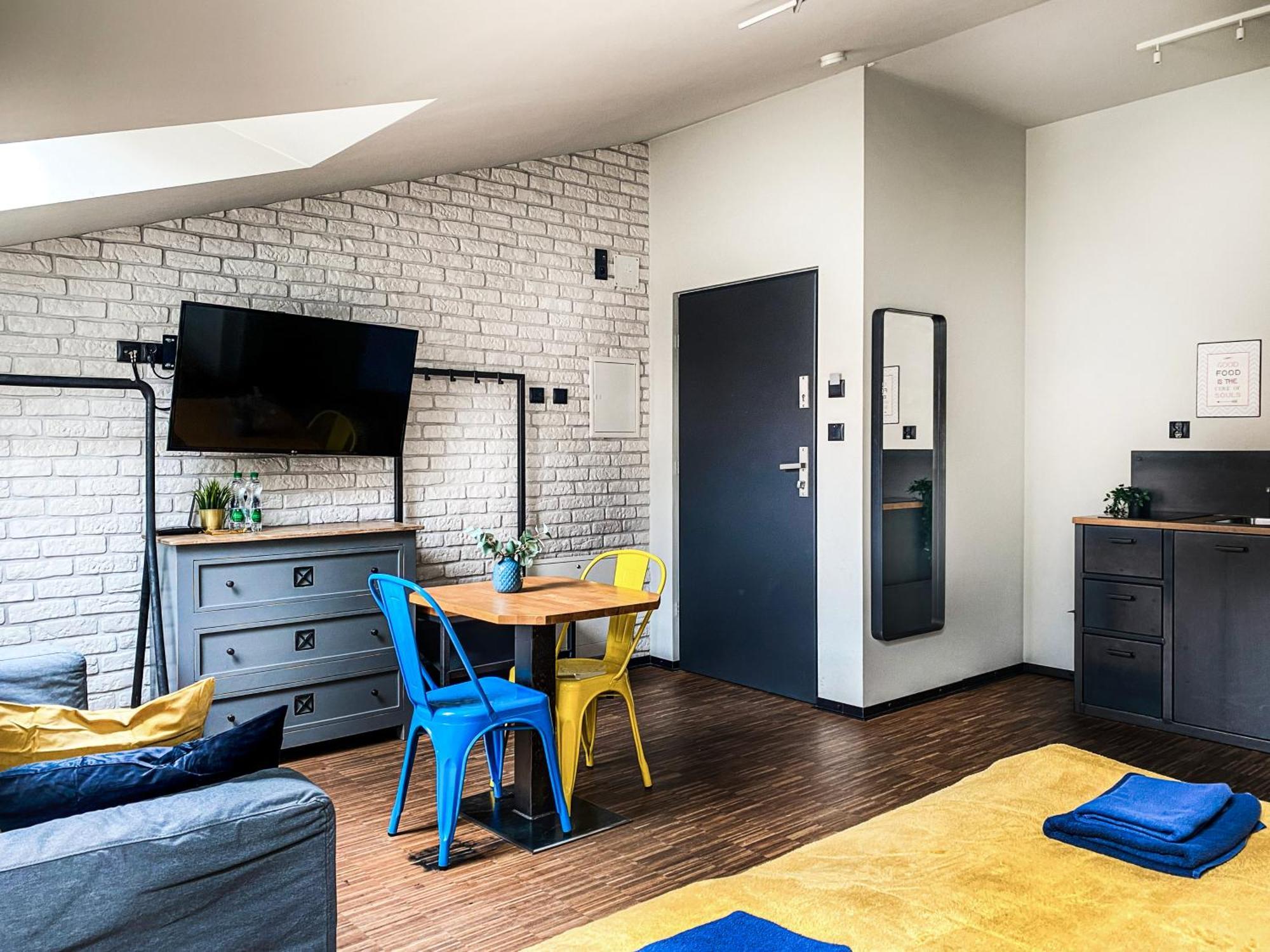 Cozy With Ac For Couples - Old Town Appartement *