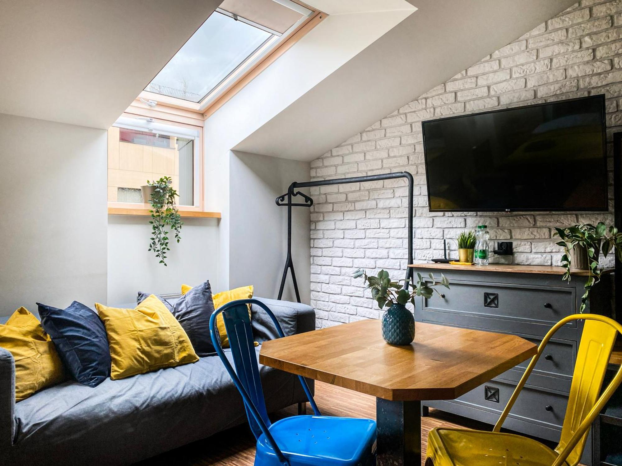 Cozy With Ac For Couples - Old Town Appartement