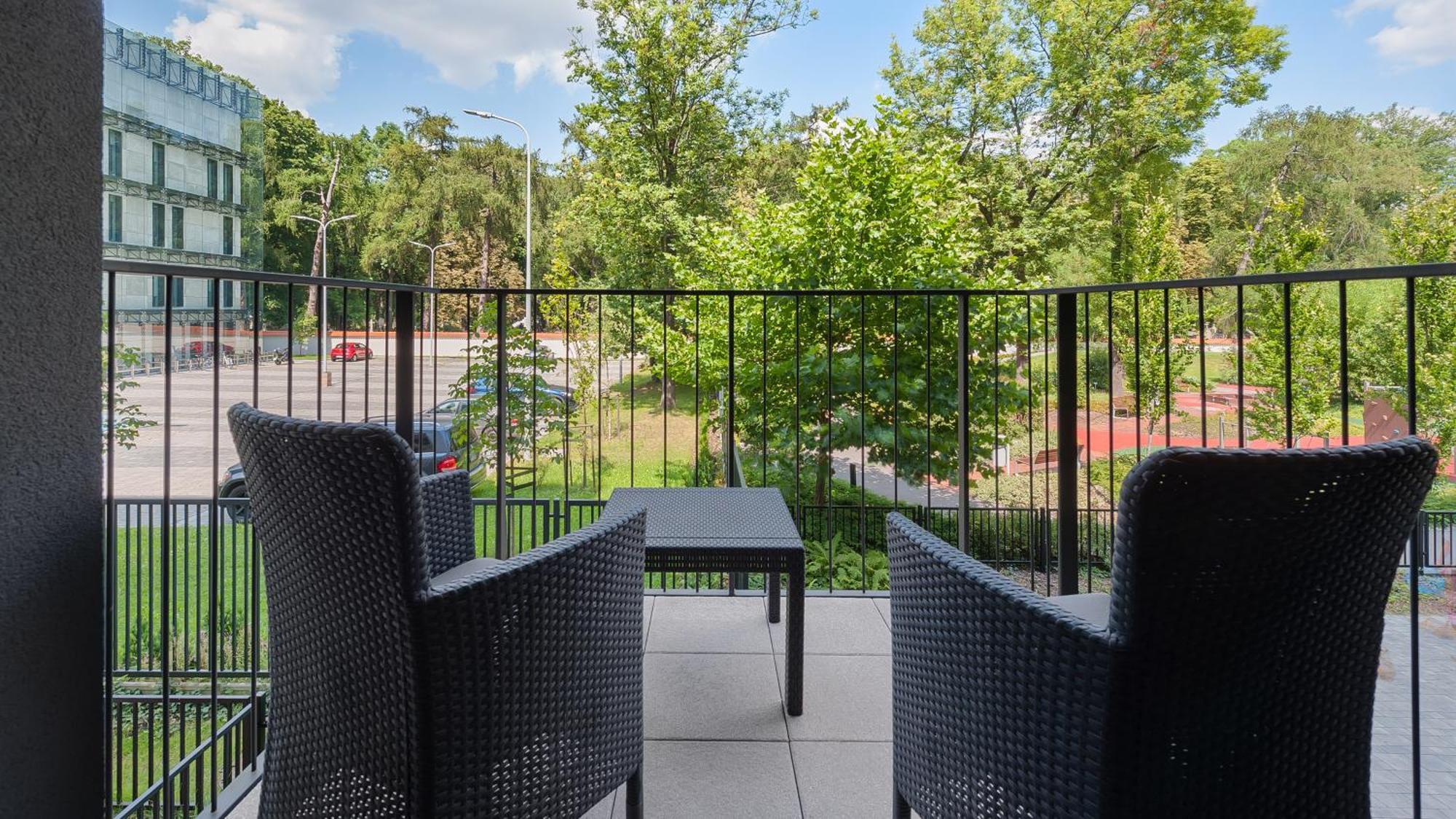 Apartment Rakowicka Podkowa Center Near The Train Station By Sun & Snow Krakau