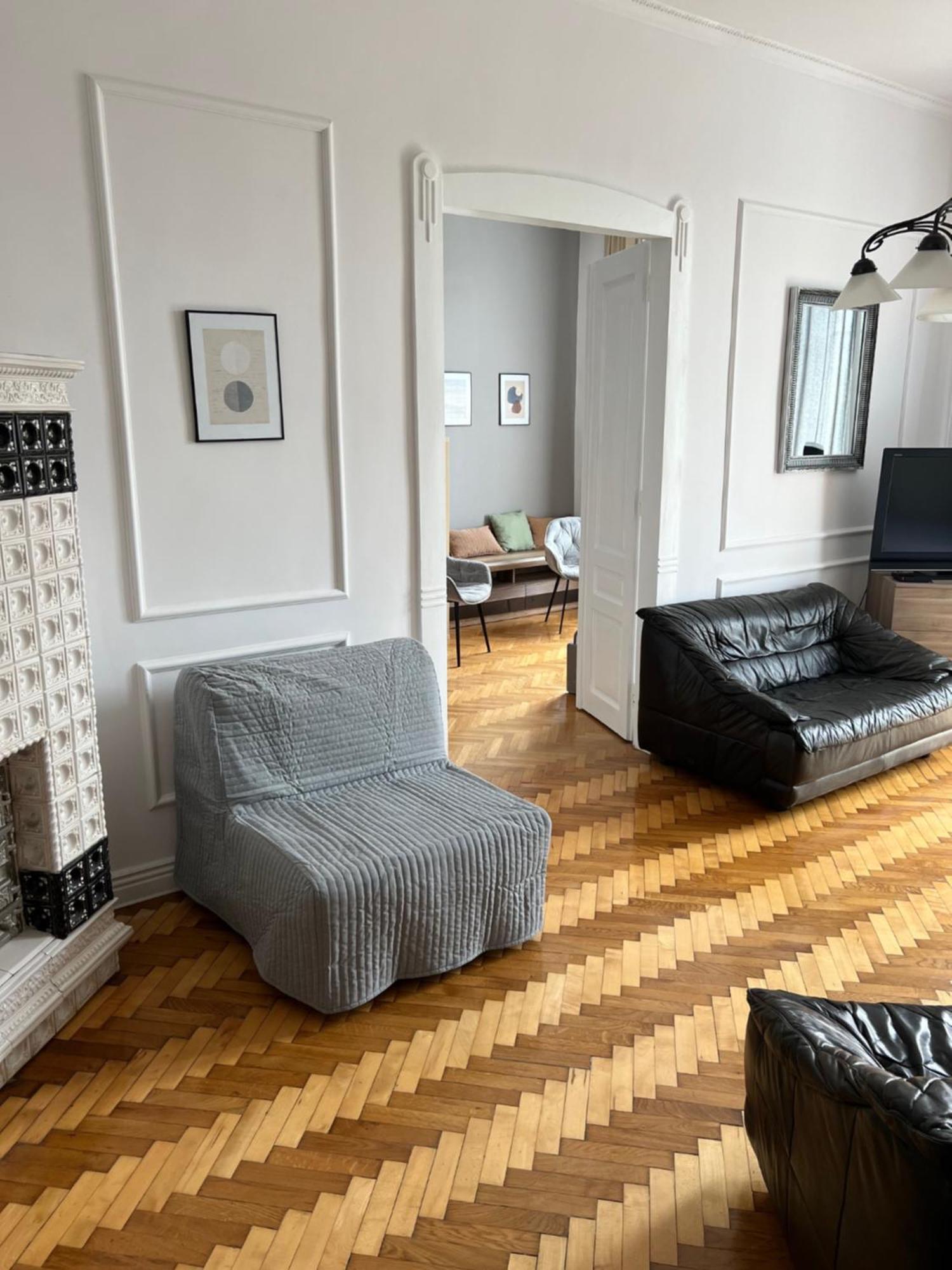 Large Next To Main Station - 85 M2 Apartment Krakow