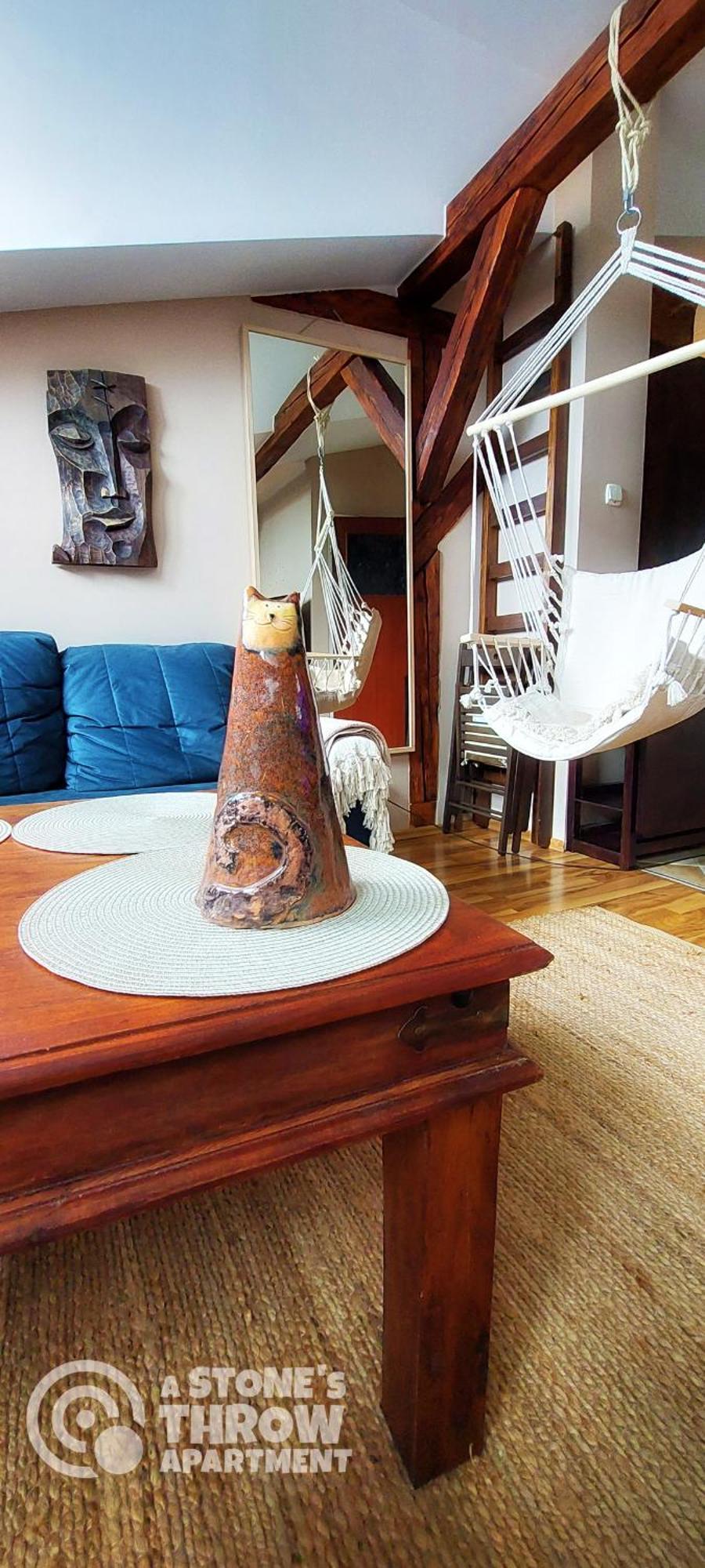 Apartment A Stone's Throw *