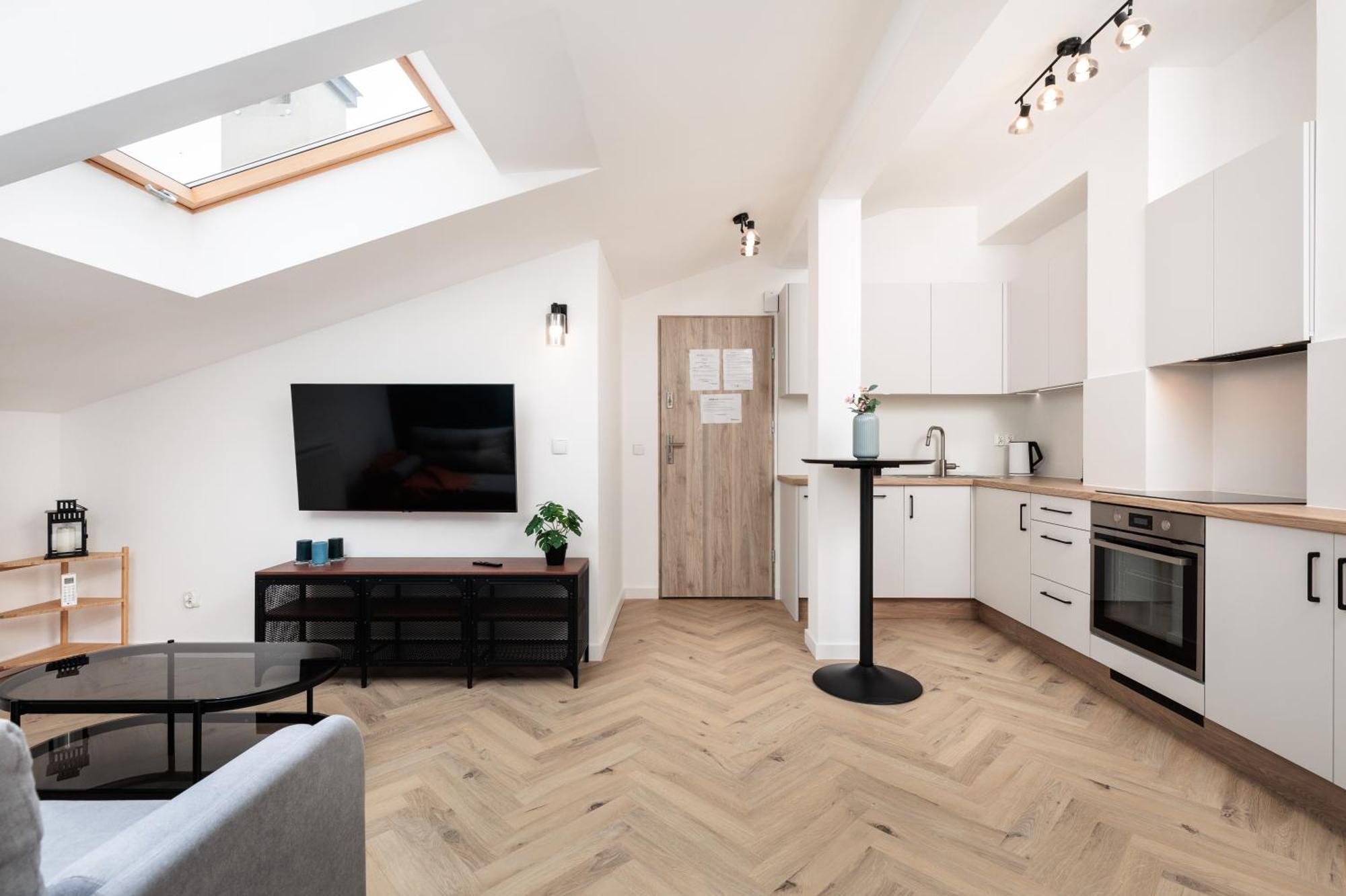 Krowoderska 55 - By Upstairs Apartment