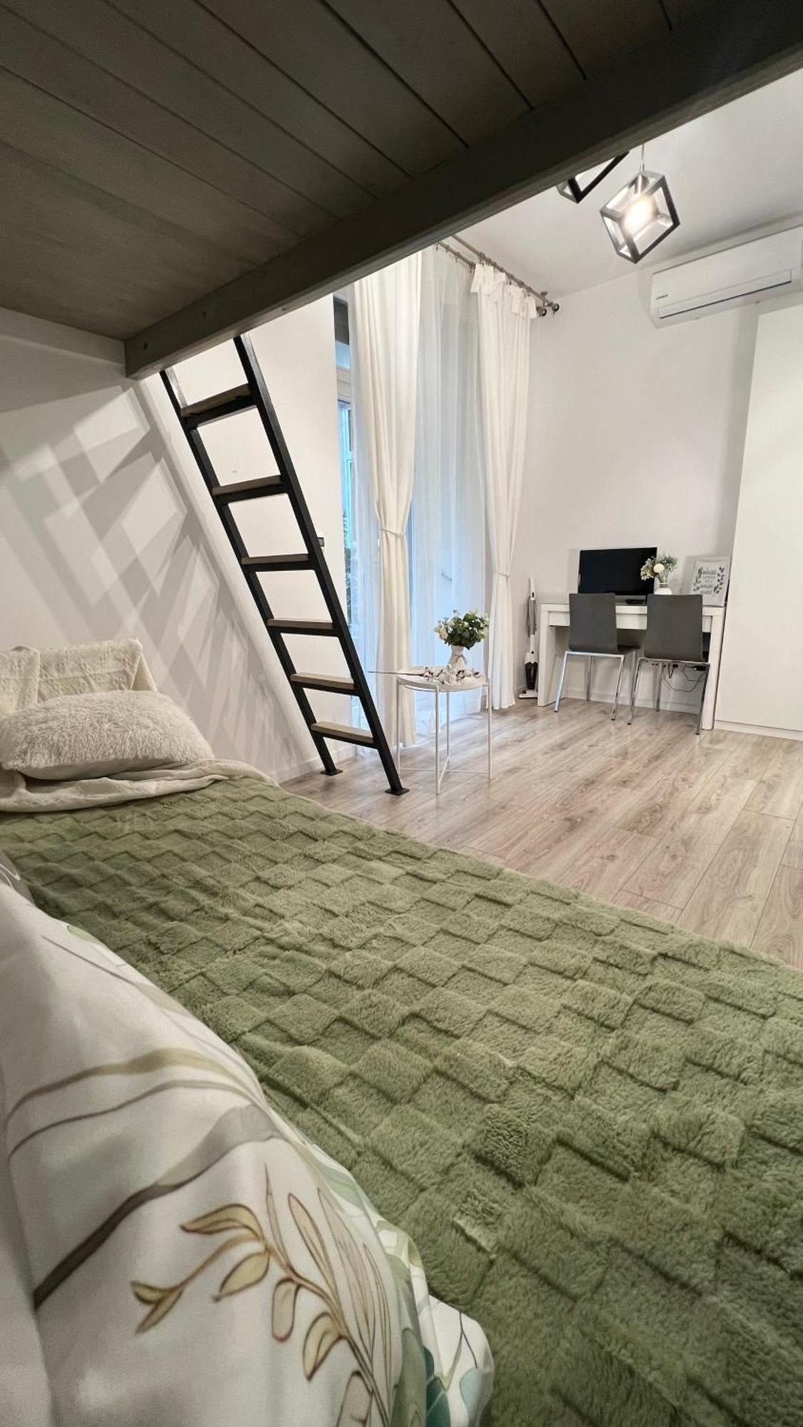 Centre•old Town Apartment