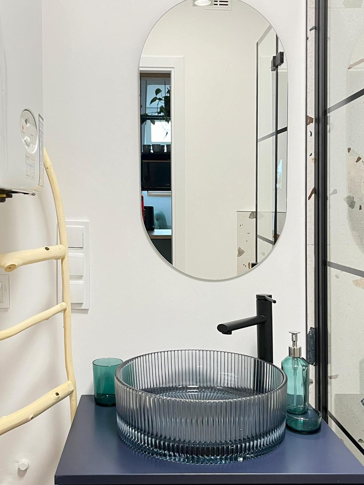 Jacuzzi Premium With Air Conditioning, Main Square Appartement