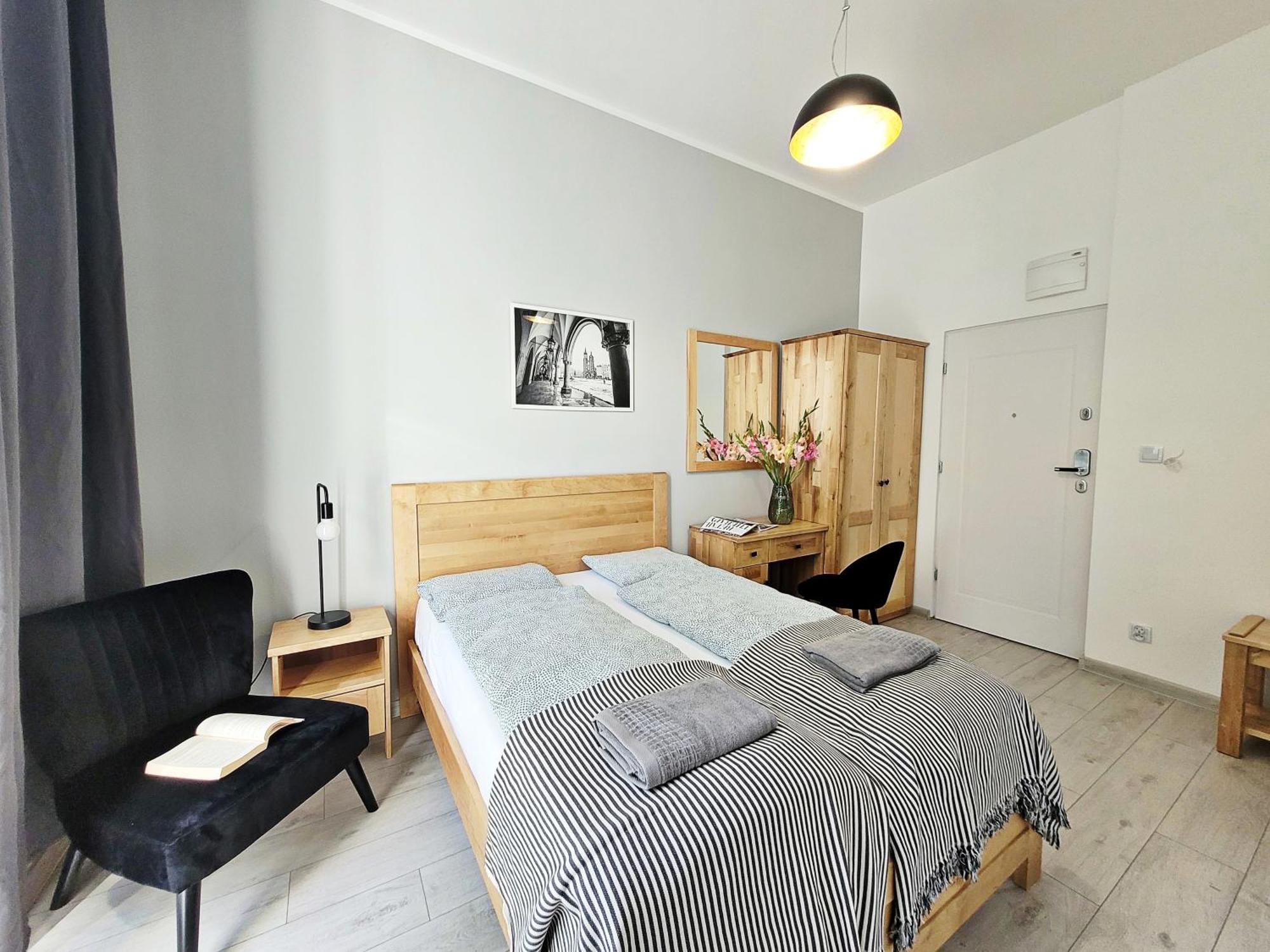 Dream Main Station Aparthotel
