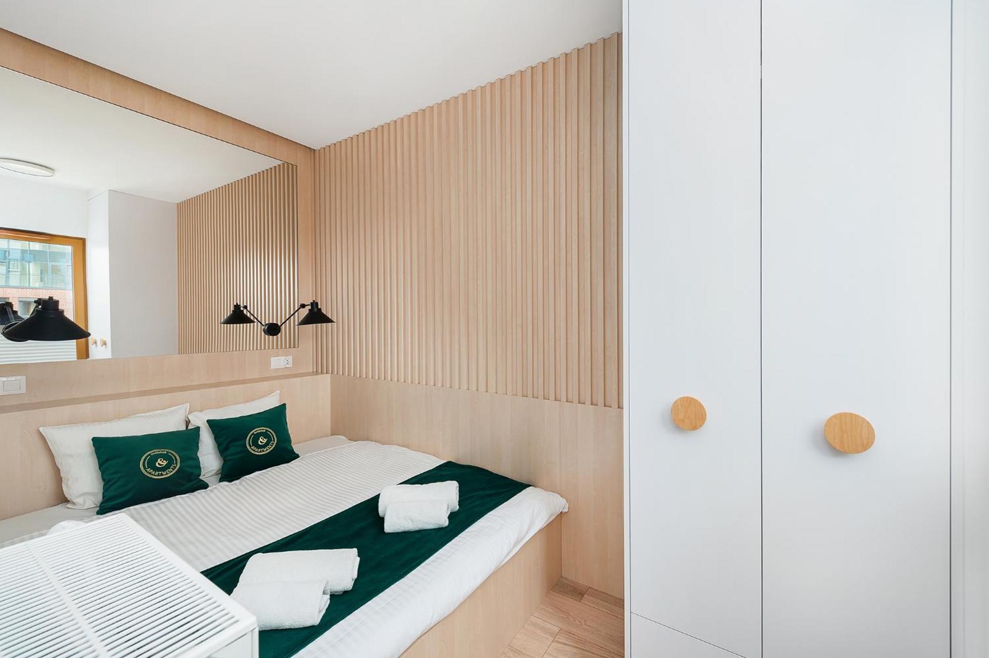 By Bed&bath Apartment
