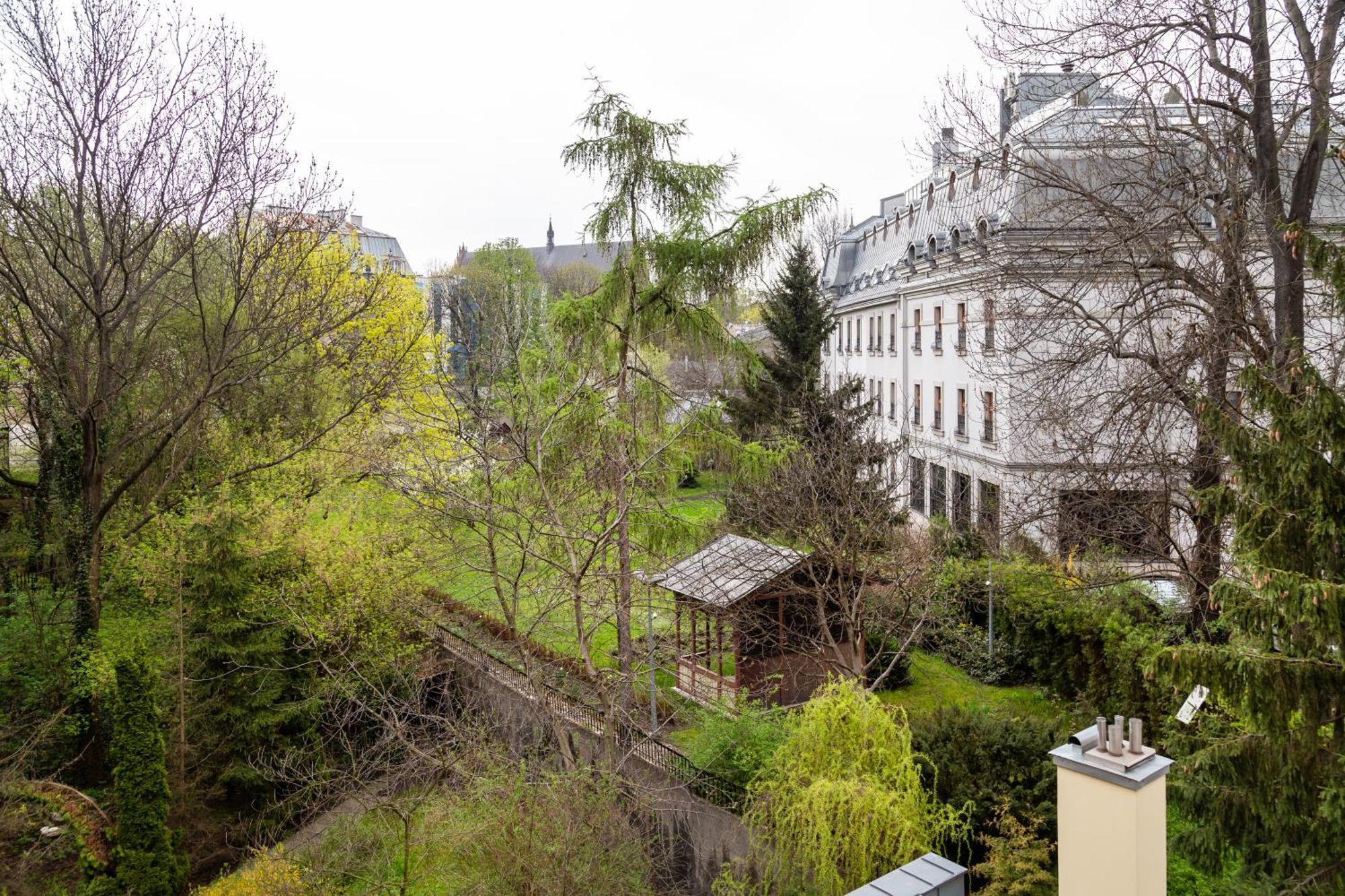 Househost : Sarego Street Kraków