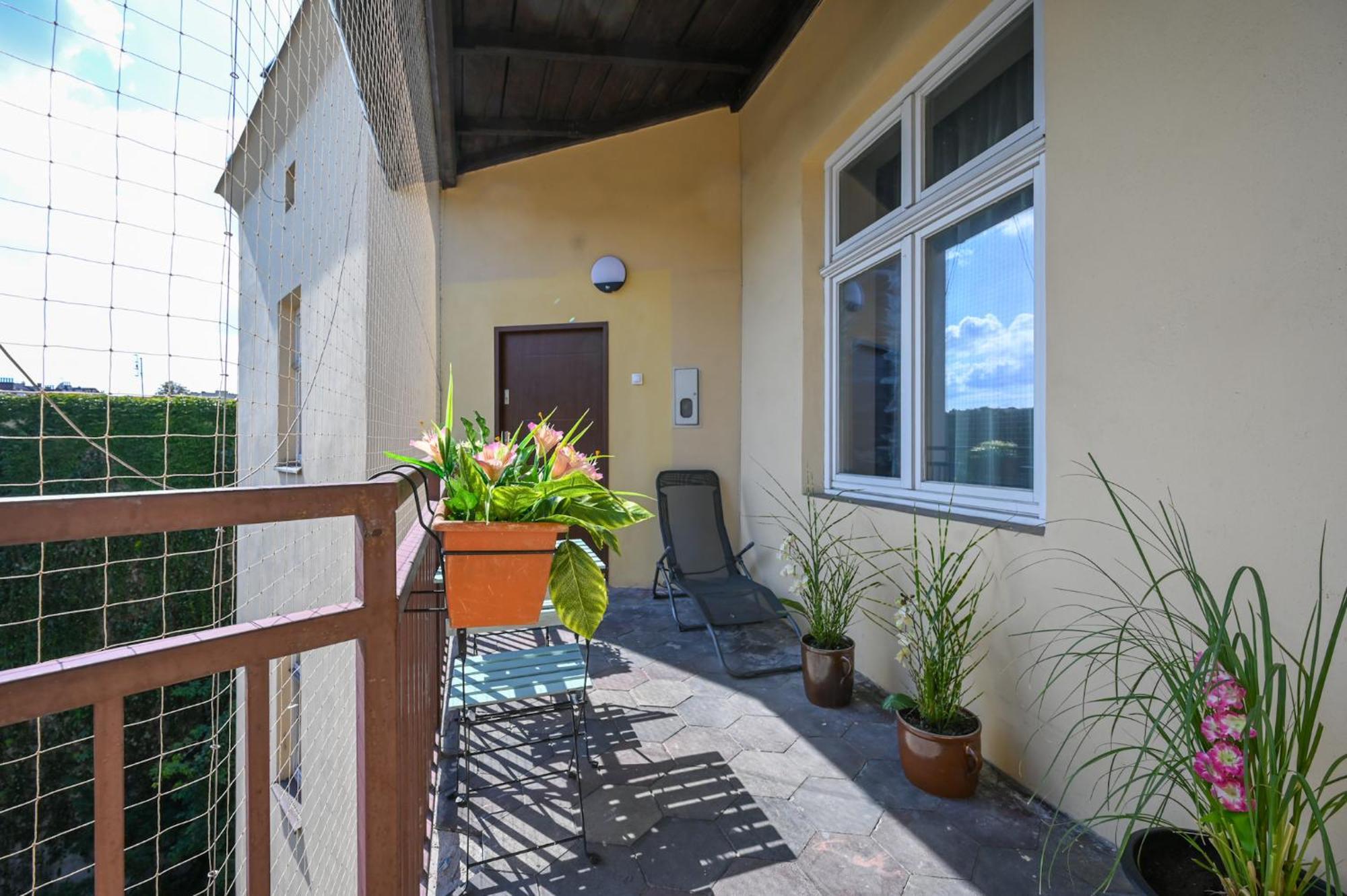 Rentplanet - Swietego Lazarza Apartment *