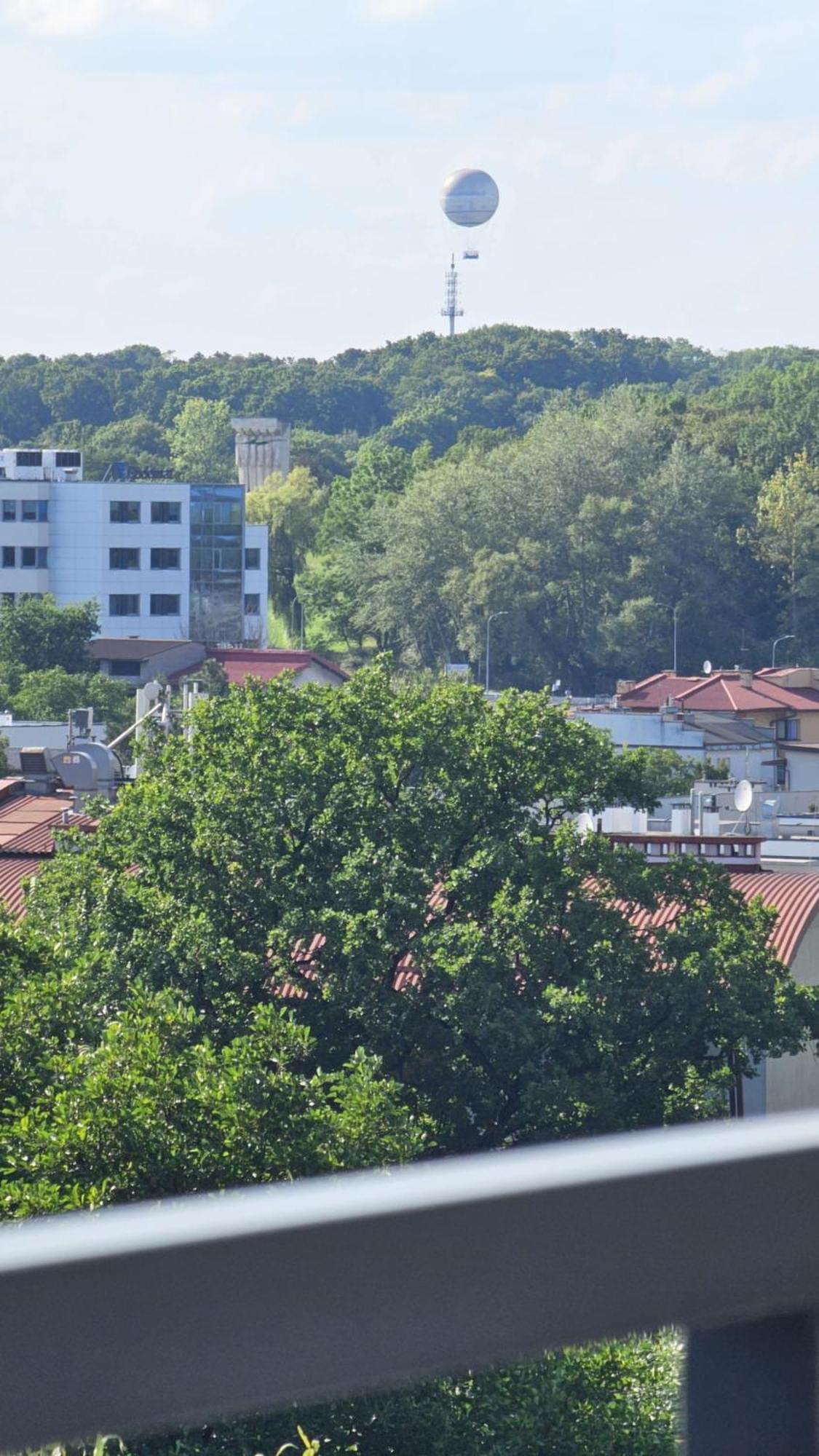 New Macedonska *