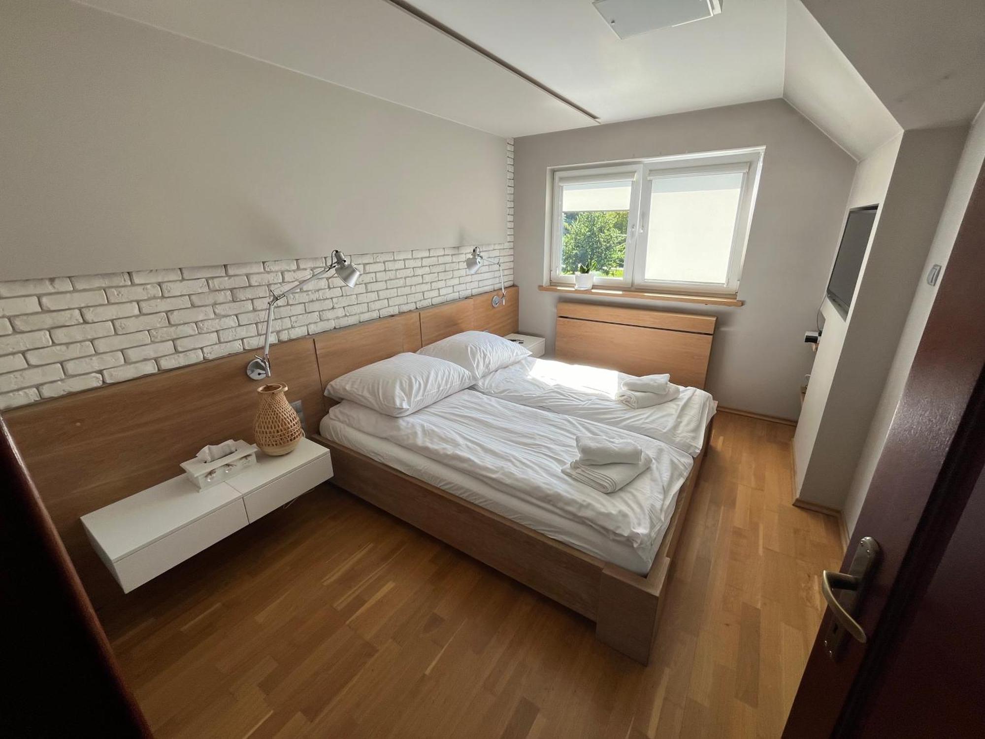 Dom Z Ogrodem W Krakowie Villa Krakau