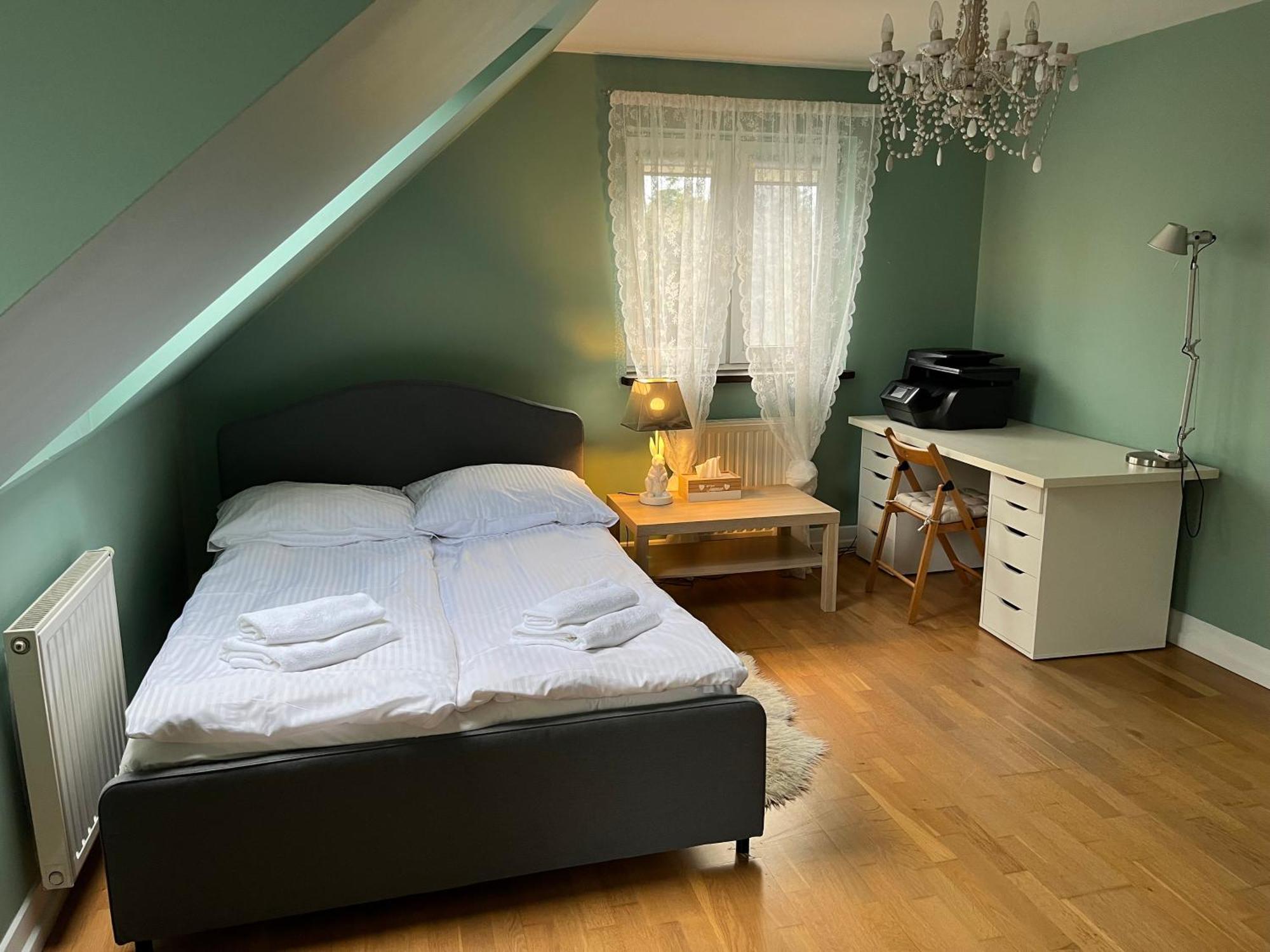 Villa Dom Z Ogrodem W Krakowie Krakau