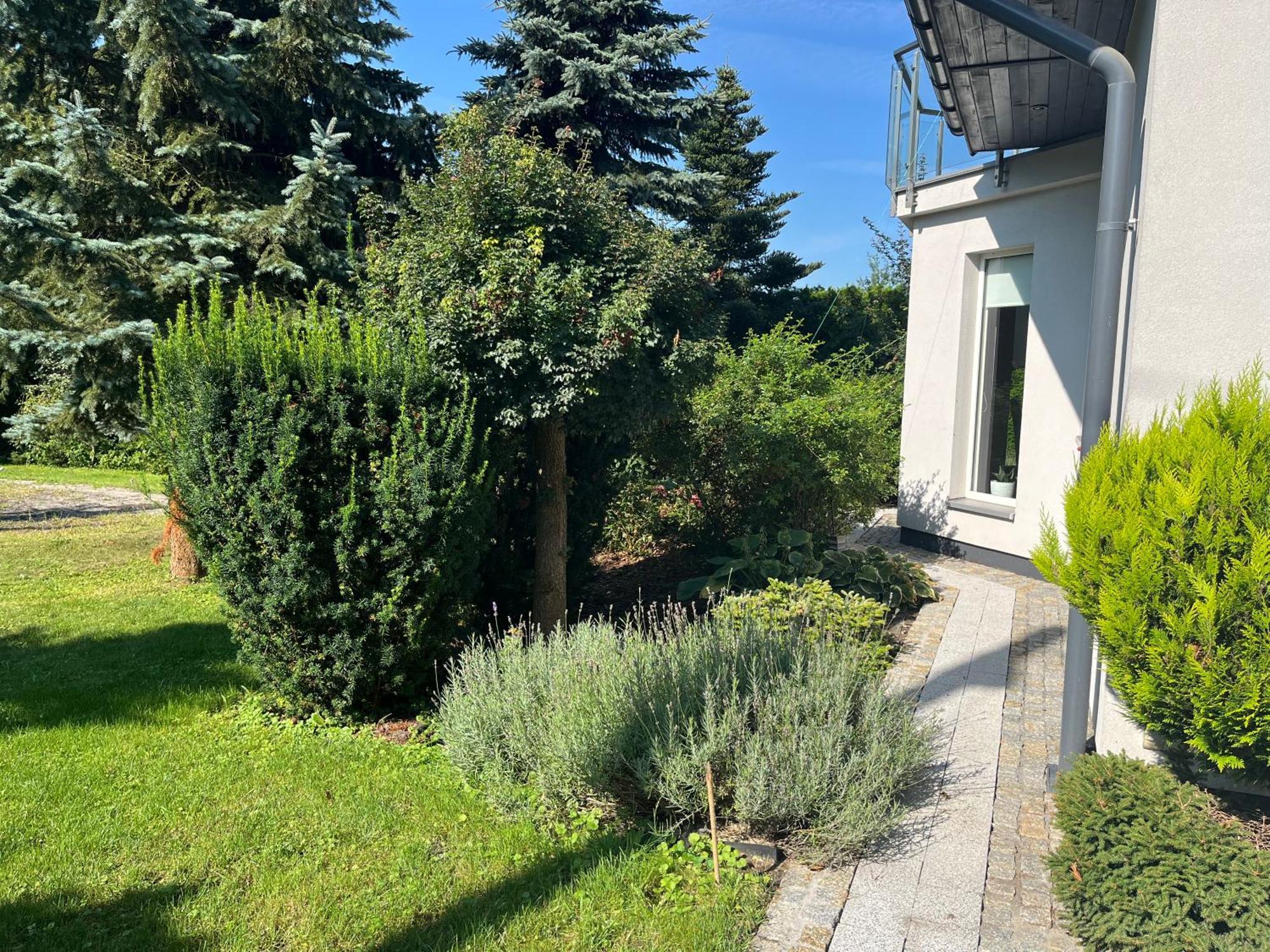 Villa Dom Z Ogrodem W Krakowie
