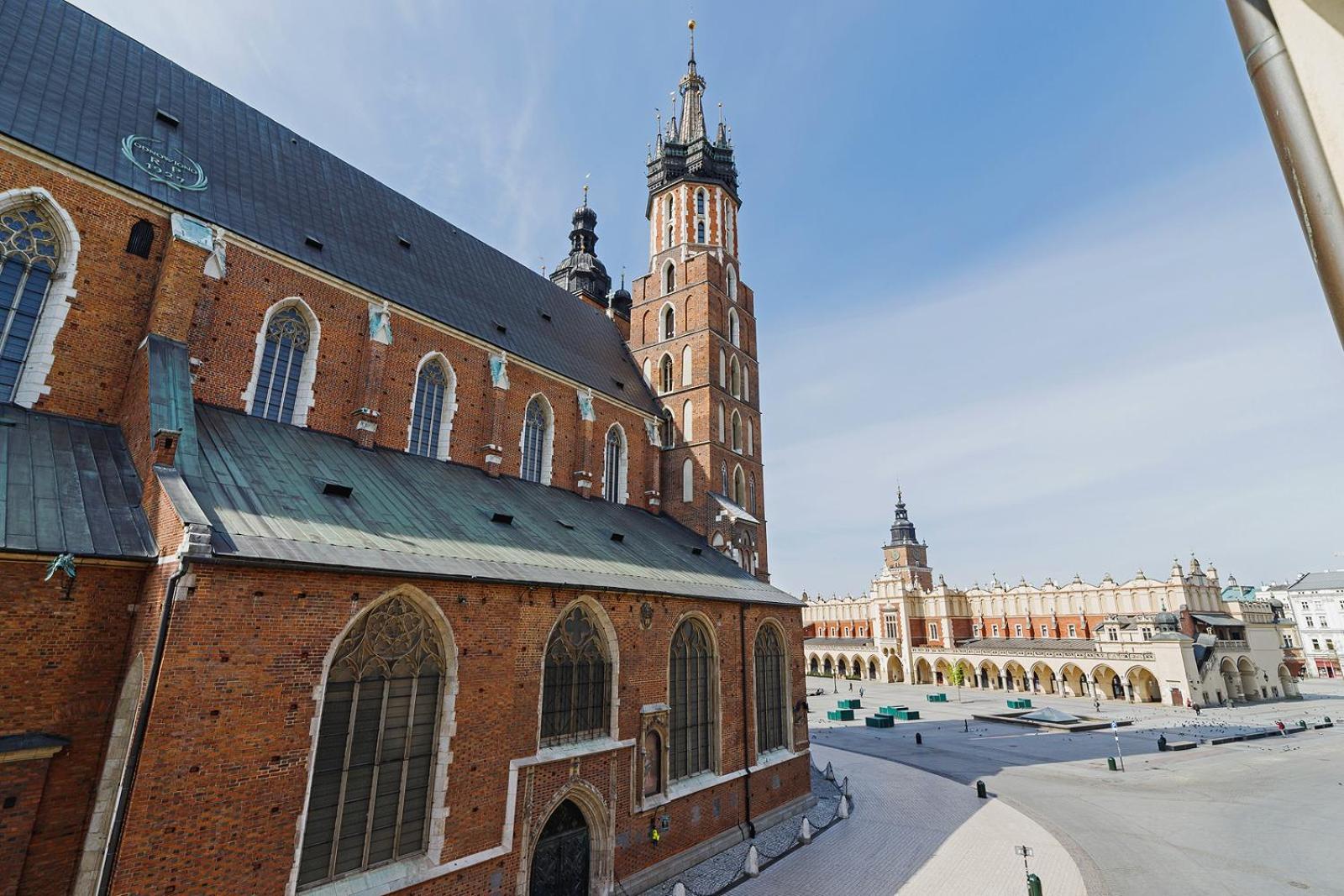 Main Square - Plac Mariacki 1