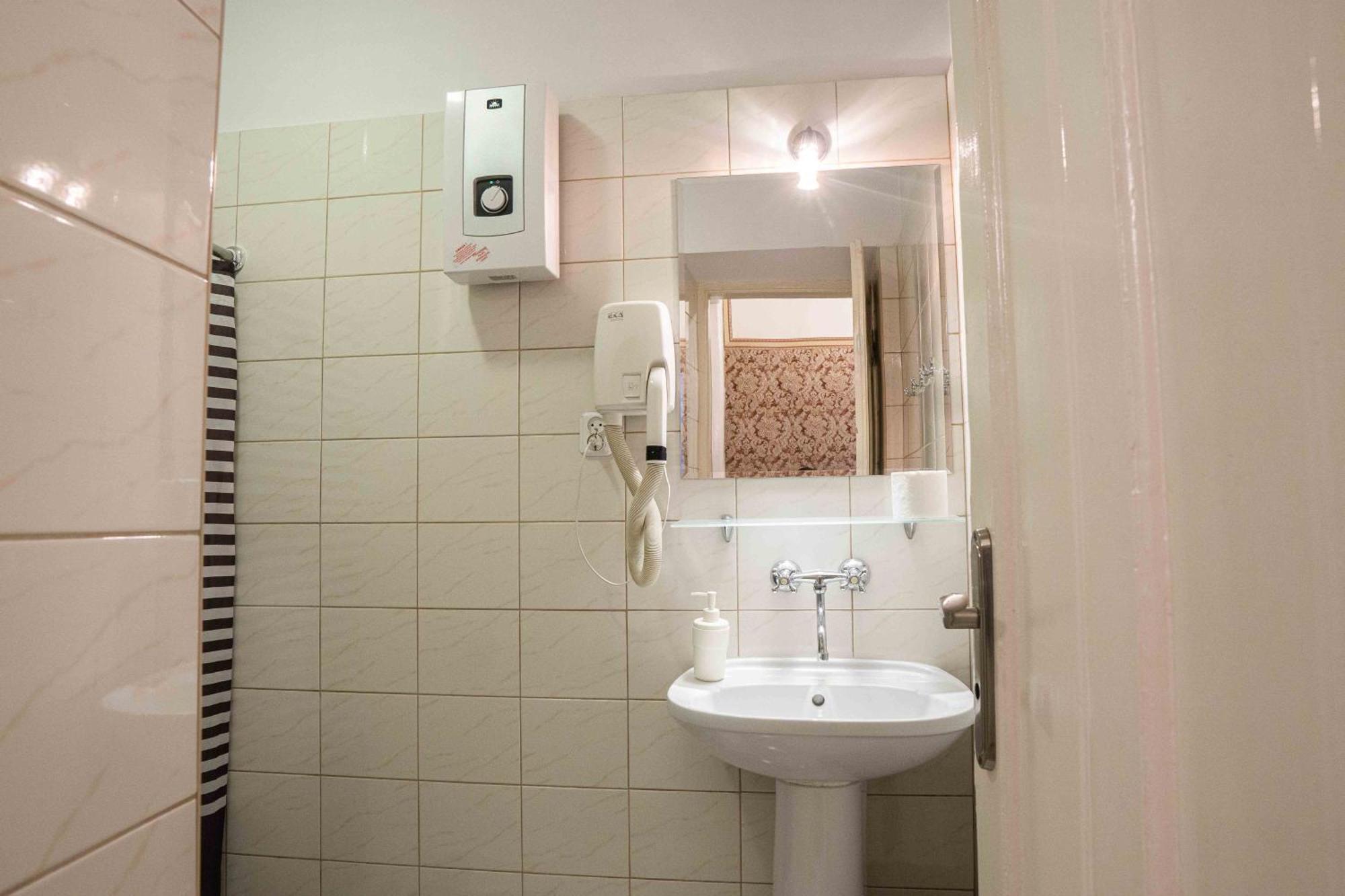Metropolitan Aparthotel