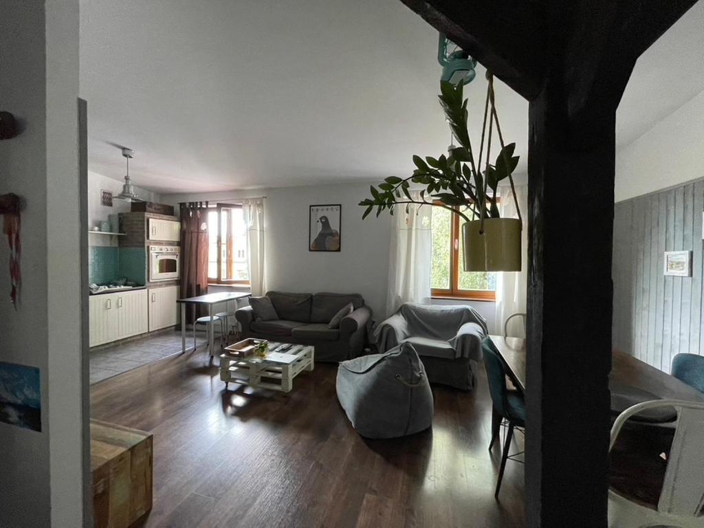 Piekny,duzy Loft 80 Metrow Blisko Centrum Cracóvia