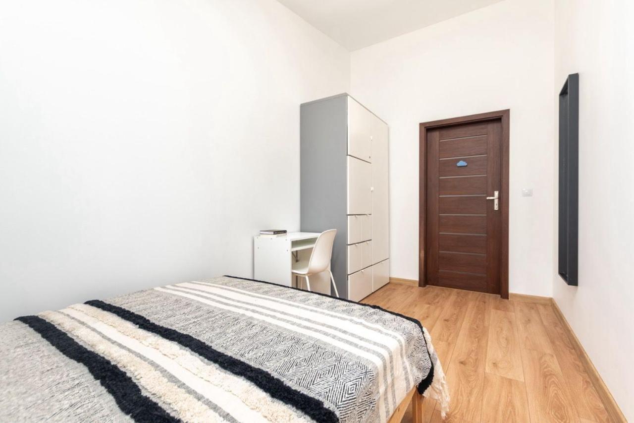 Kochanowskiego 23 * Krakow